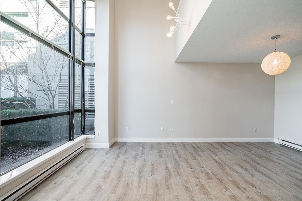 4178 Dawson Street, Burnaby, V5C 0A1 — photo 2
