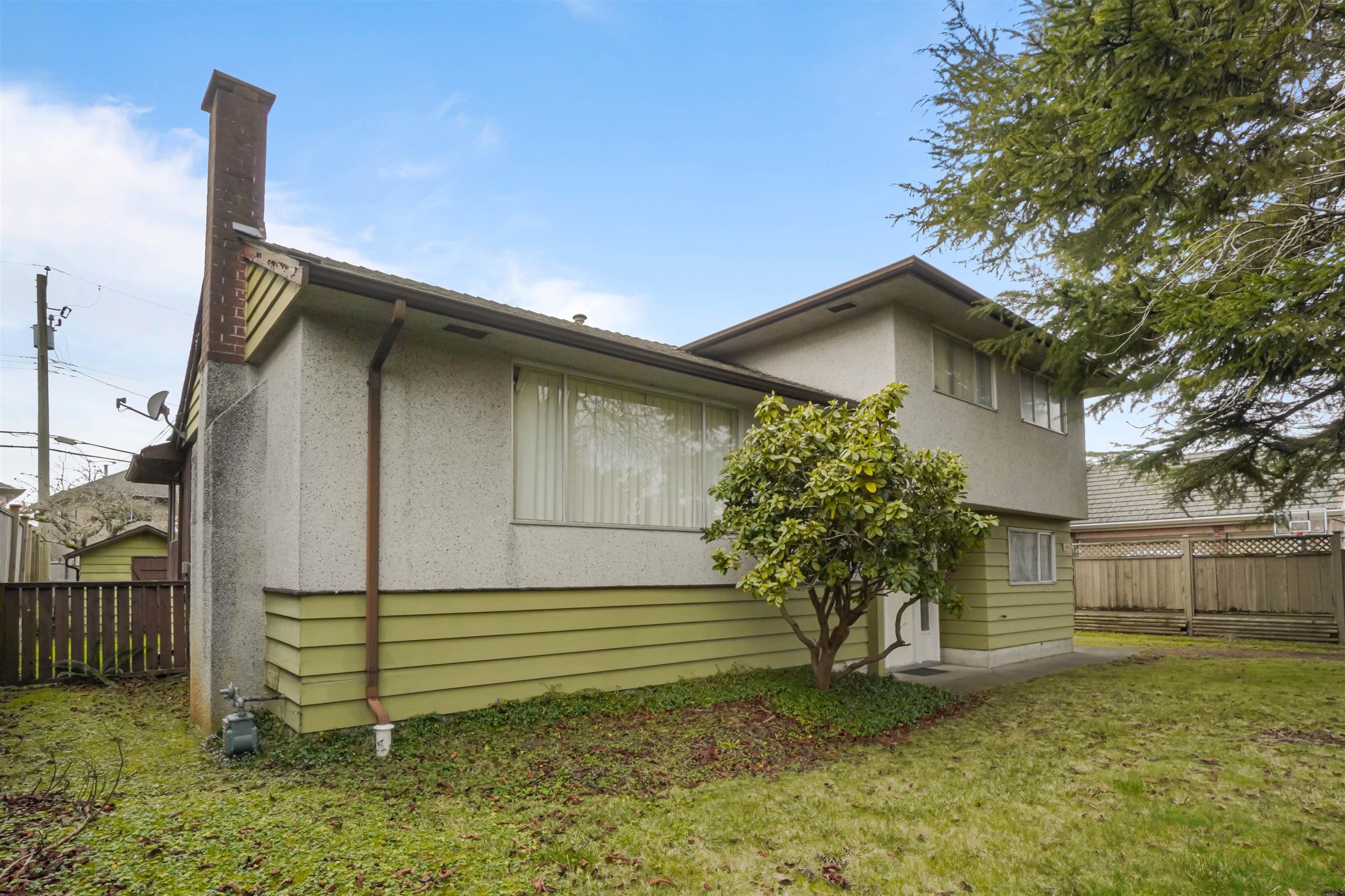 9831 Seacote Road, Richmond, V7A 4A6 — photo 1