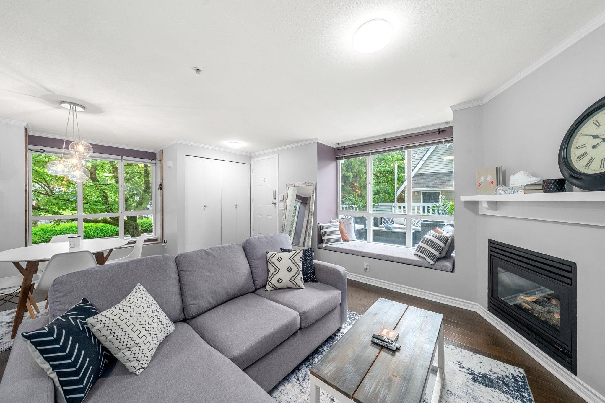 3 - 995 Lynn Valley Road, North Vancouver, V7J 1Z6 — photo 2