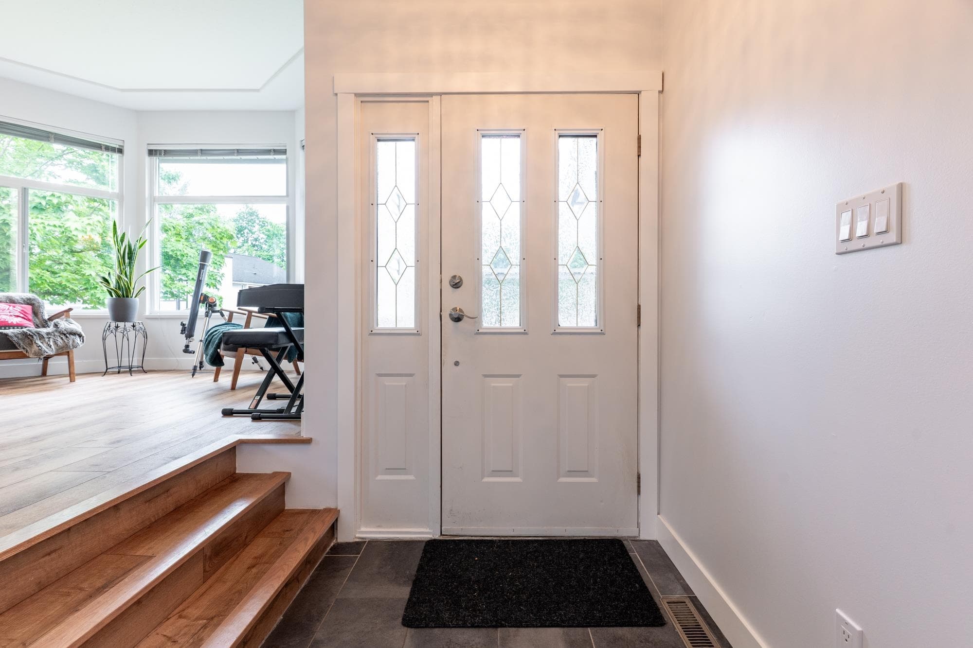 19624 Somerset Drive, Pitt Meadows, V3Y 2L4 — photo 4