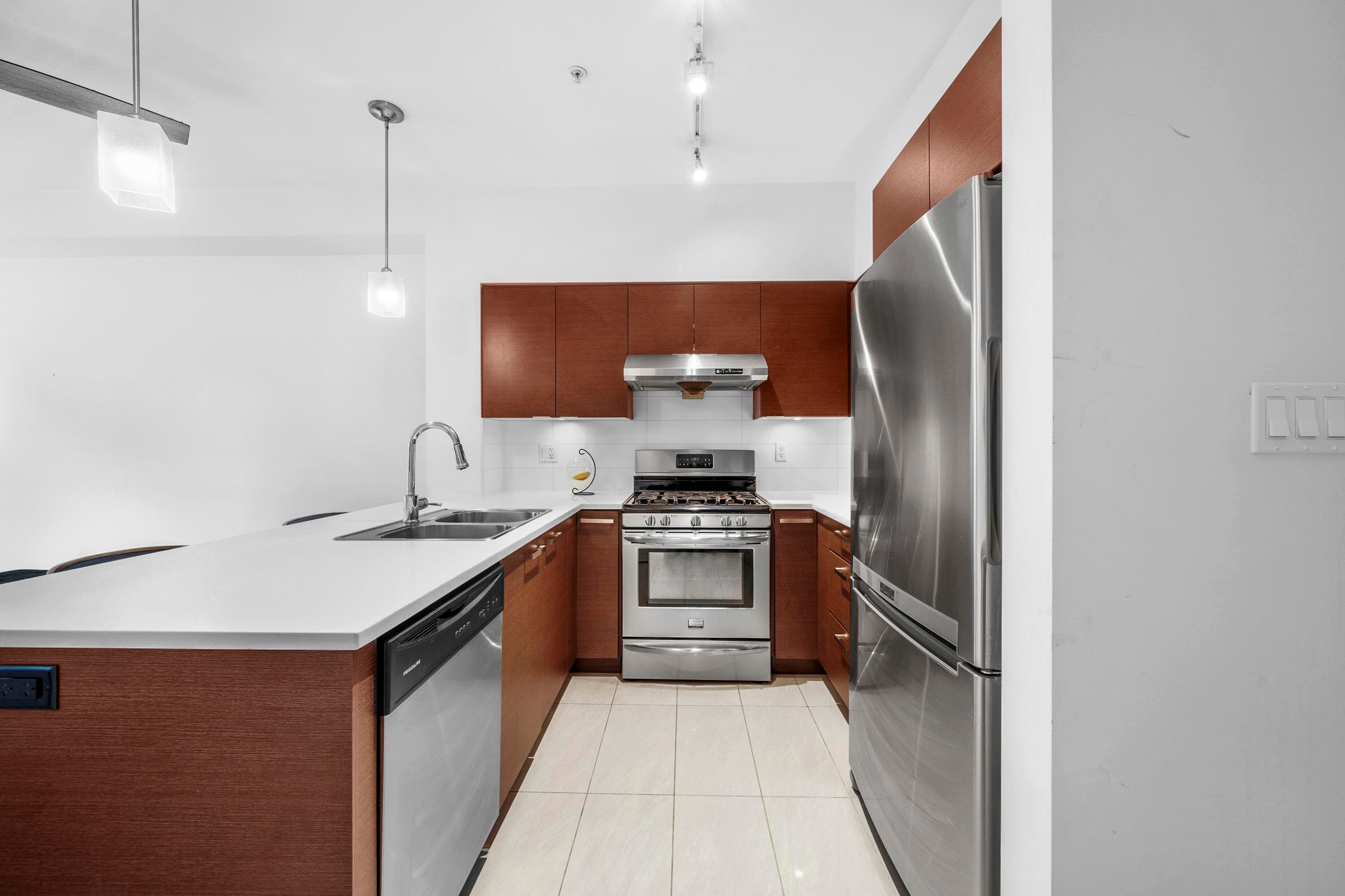222 - 10880 No. 5 Road, Richmond, V6W 0B3 — photo 3