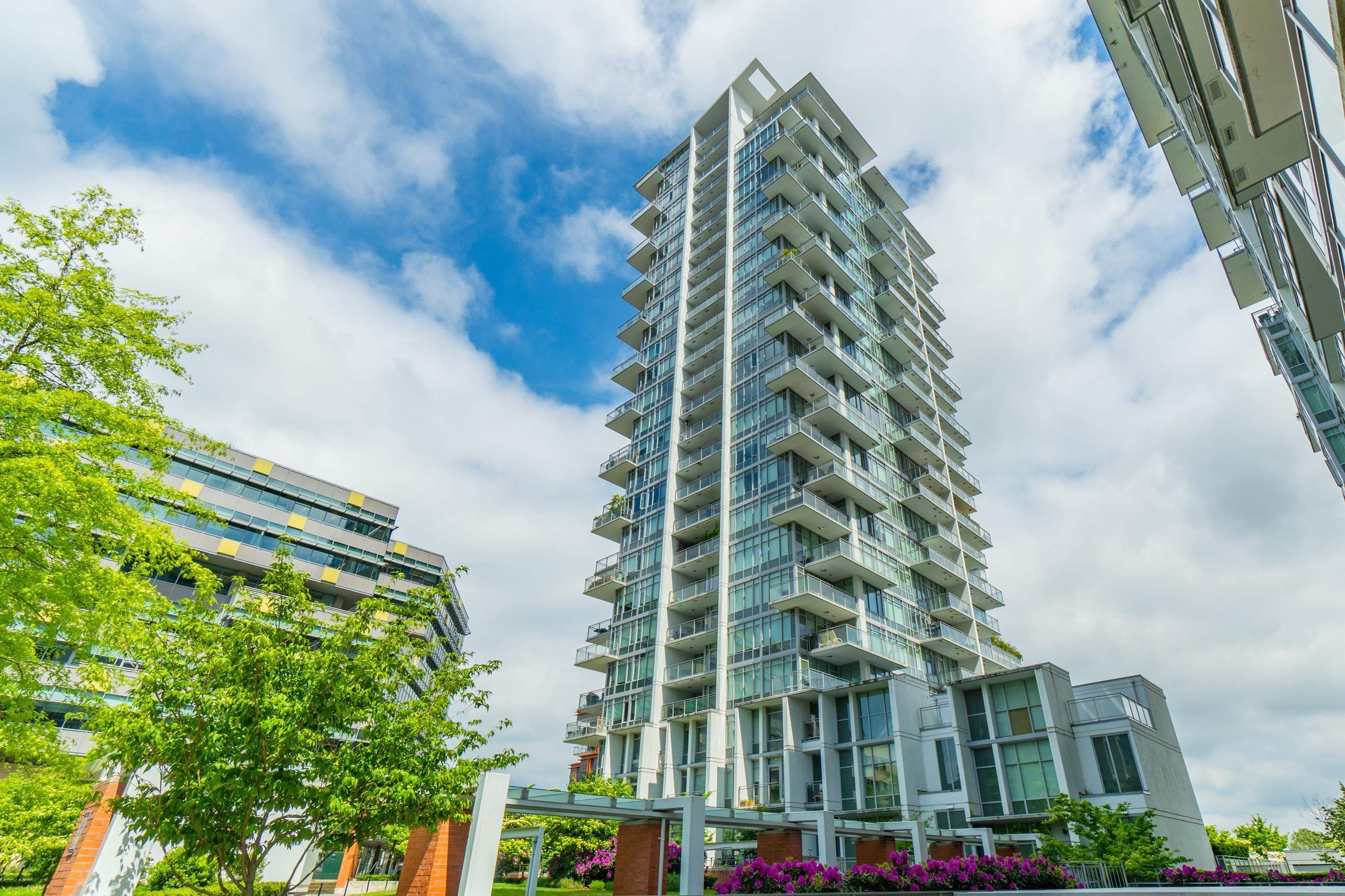 2402 - 258 Nelson's Court, New Westminster