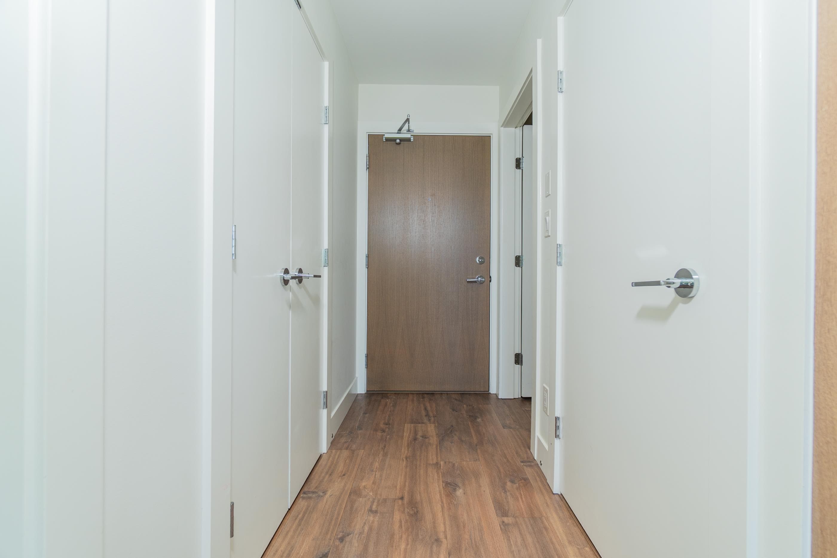 2402 - 258 Nelson's Court, New Westminster, V3L 0J9 — photo 5