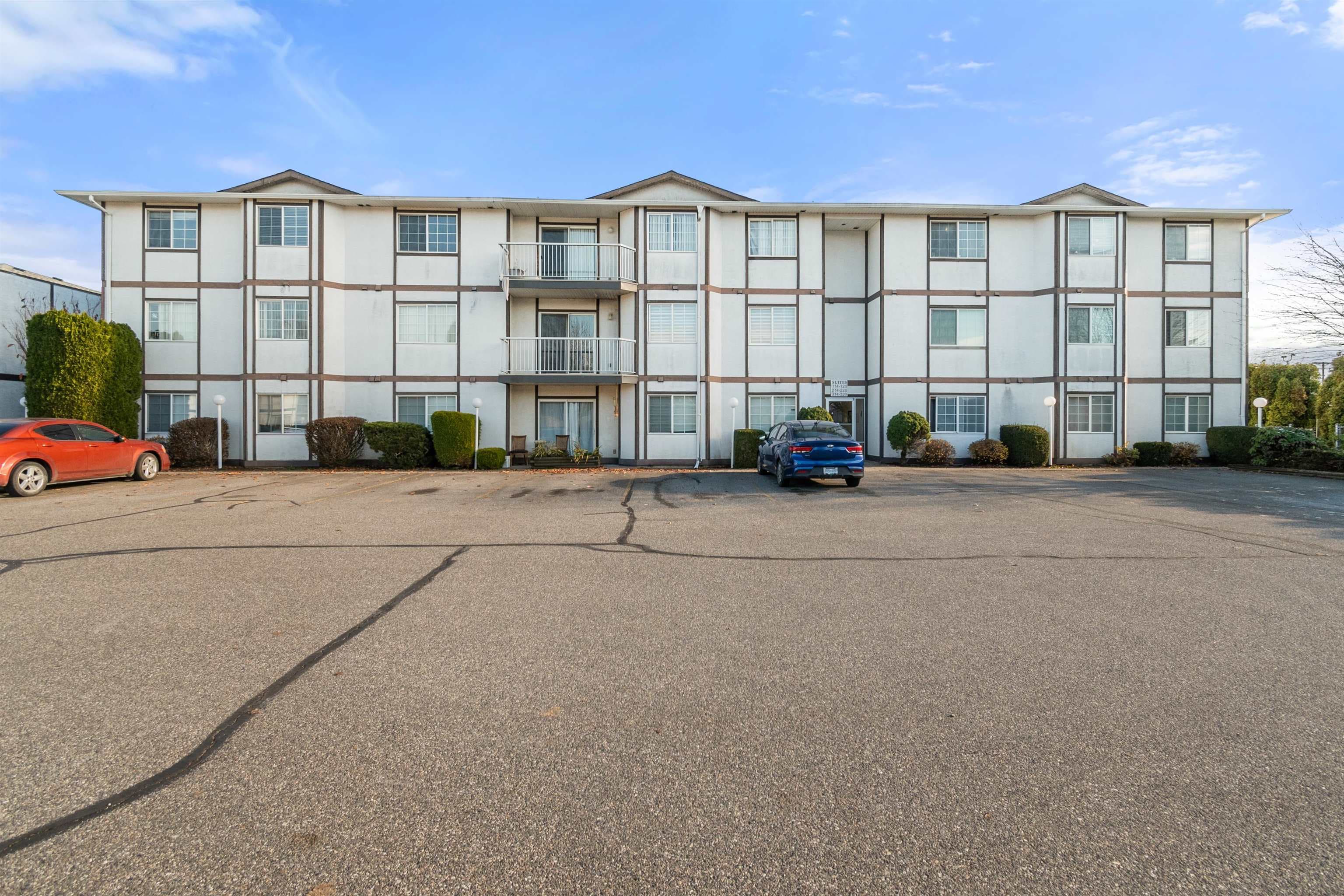 220 - 45669 Mcintosh Drive, Chilliwack, V2P 6V4 — photo 1
