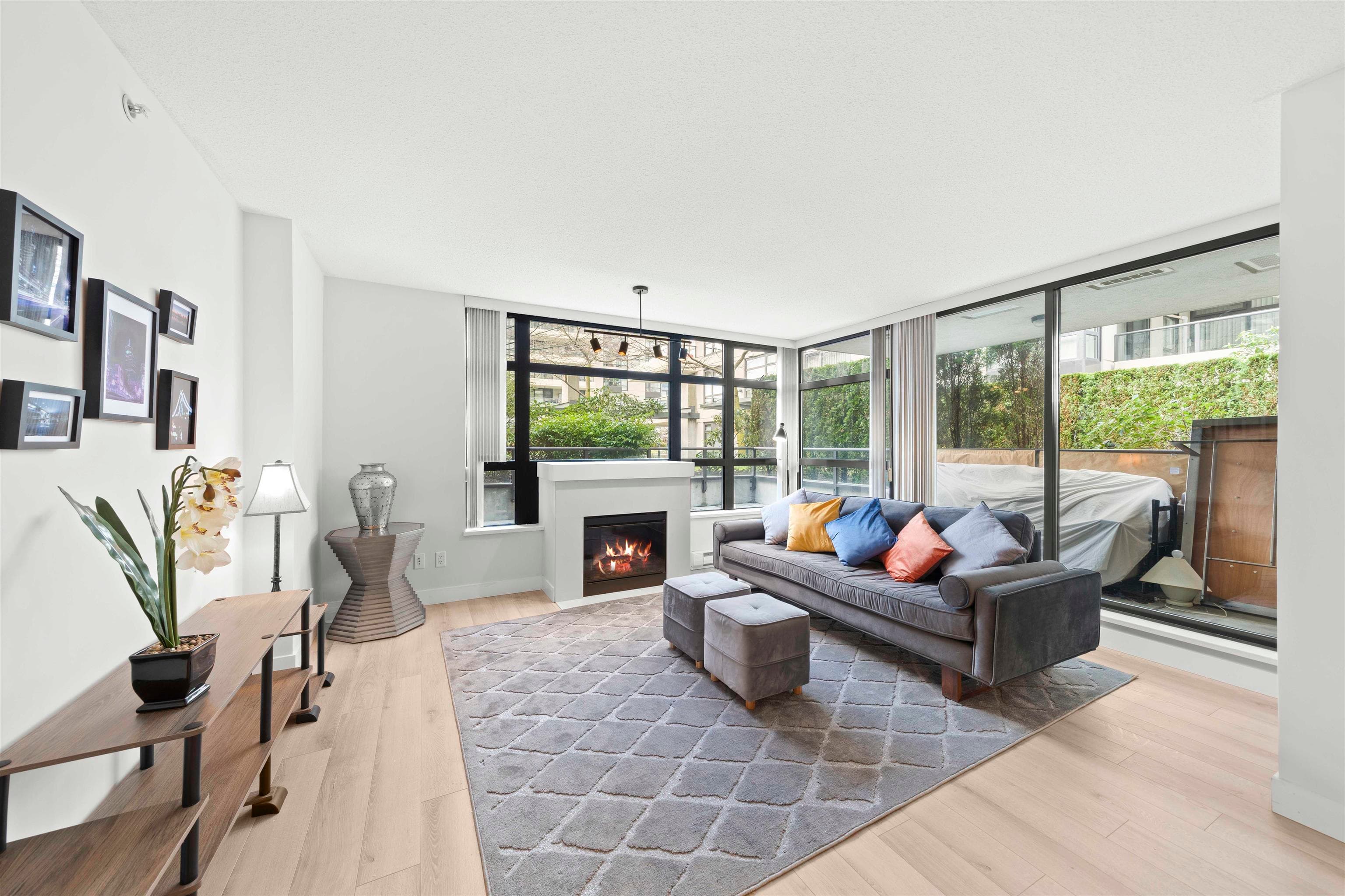 303 - 8180 Lansdowne Road, Richmond
