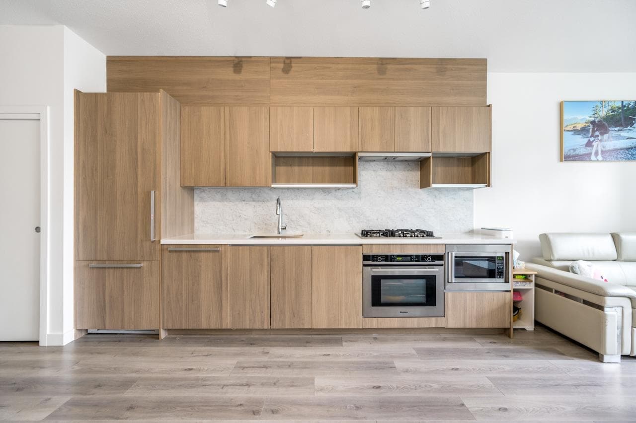 201 - 13750 100 Avenue, Surrey, V3T 0L3 — photo 3