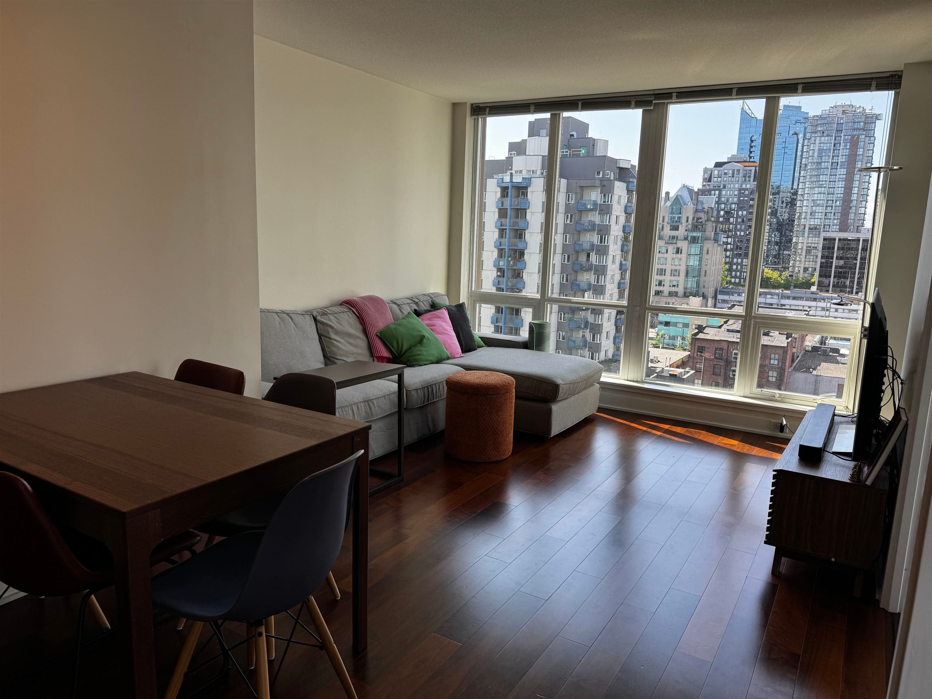 1705 - 1055 Richards Street, Vancouver, V6B 0C2 — photo 4