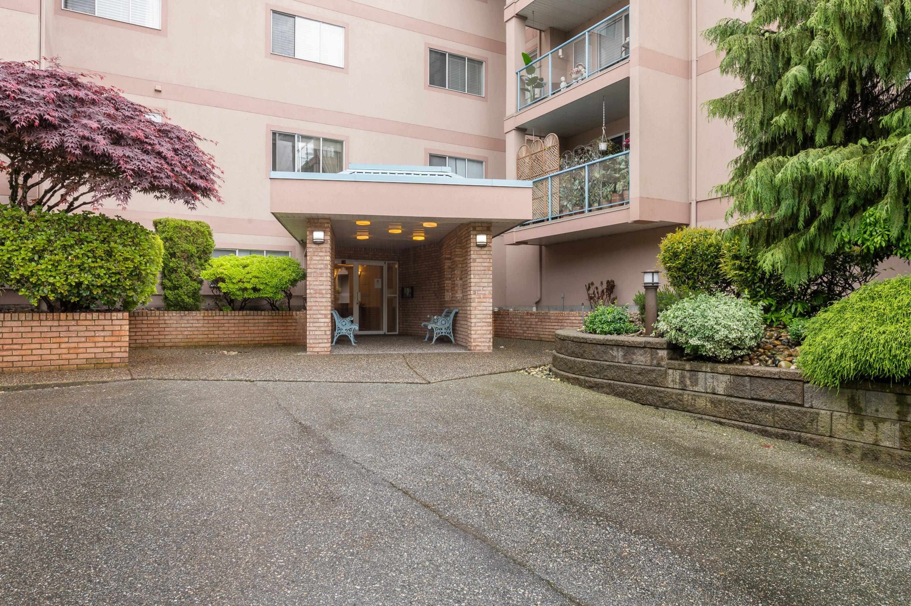 210 - 33110 George Ferguson Way, Abbotsford, V2S 2L5 — photo 3
