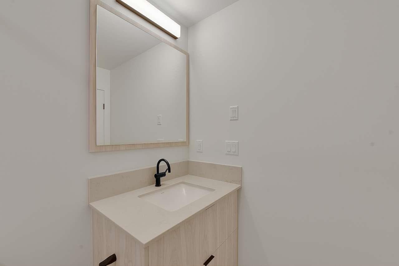 404 - 13238 105th Avenue, Surrey, V3T 0W1 — photo 4