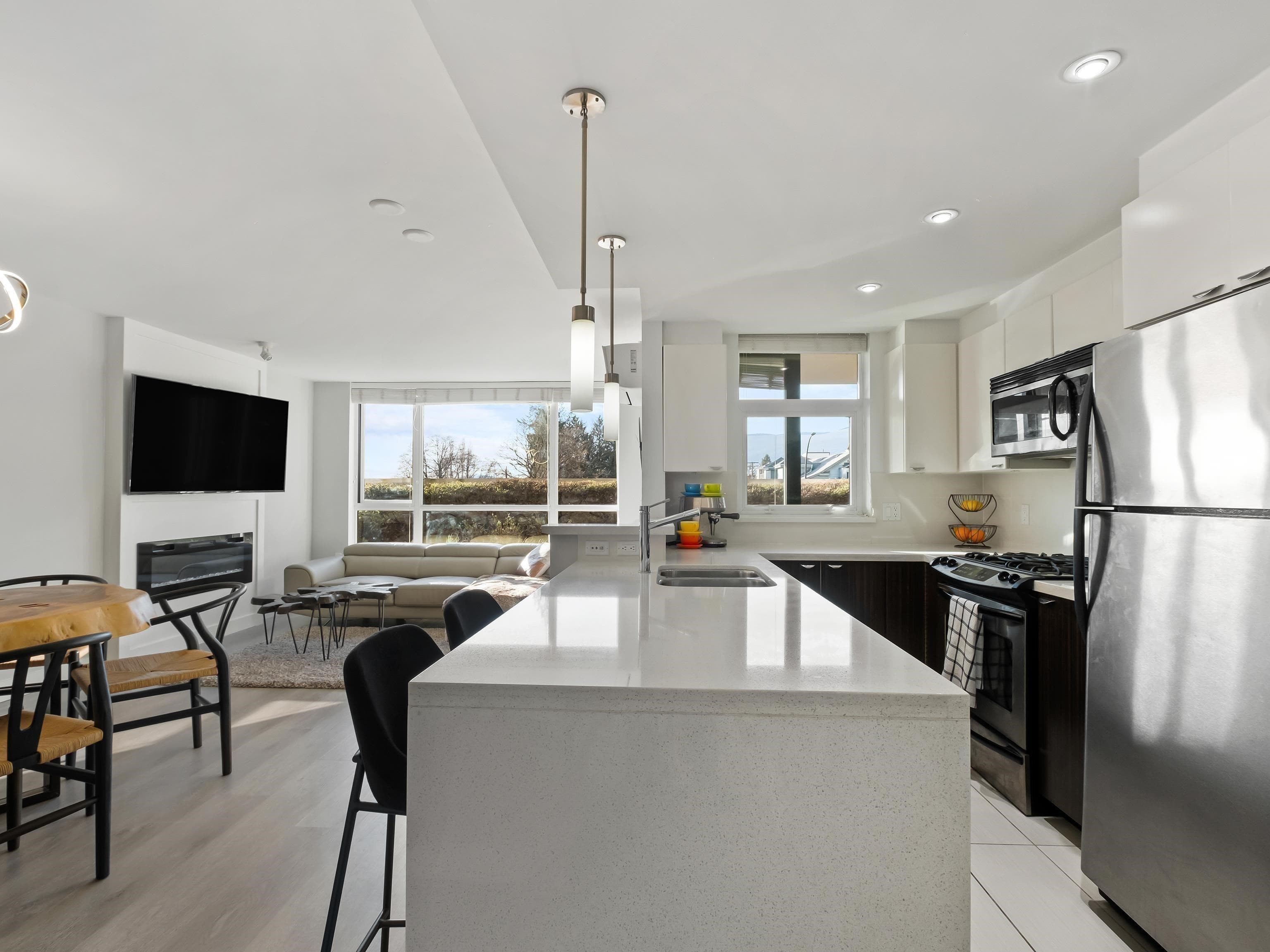 308 - 160 W 3rd Street, North Vancouver, V7M 0A9 — photo 5
