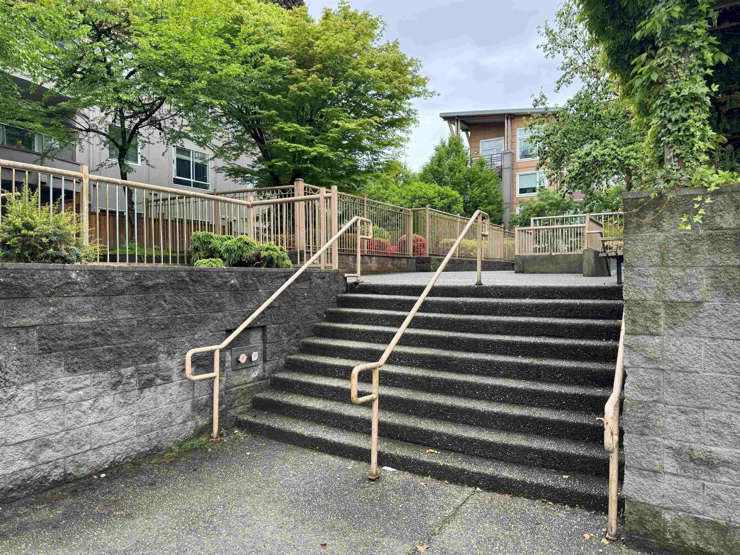 407 - 7475 138 Street, Surrey, V3W 0Y9 — photo 3