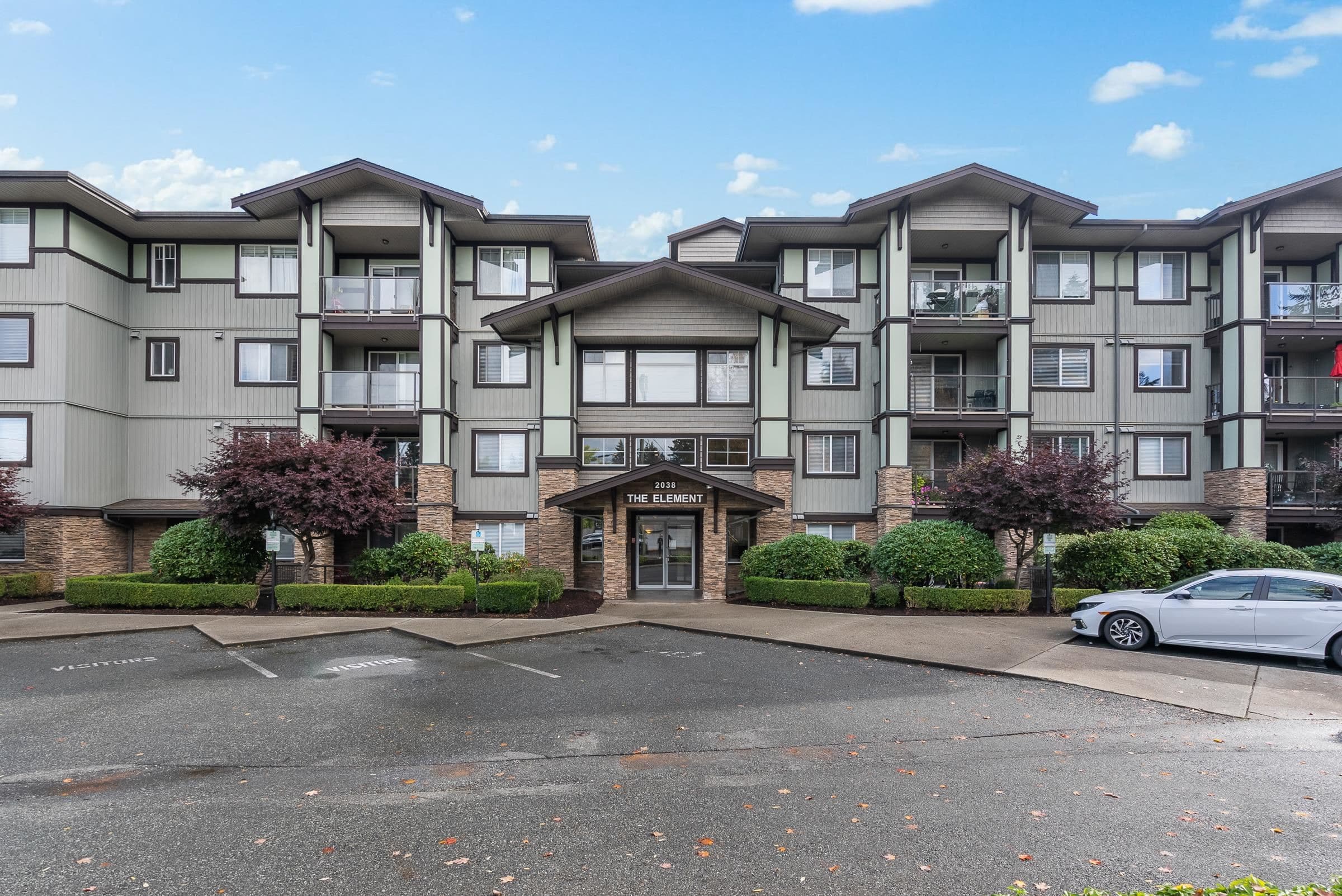 305 - 2038 Sandalwood Crescent, Abbotsford, V2S 3H6 — photo 1