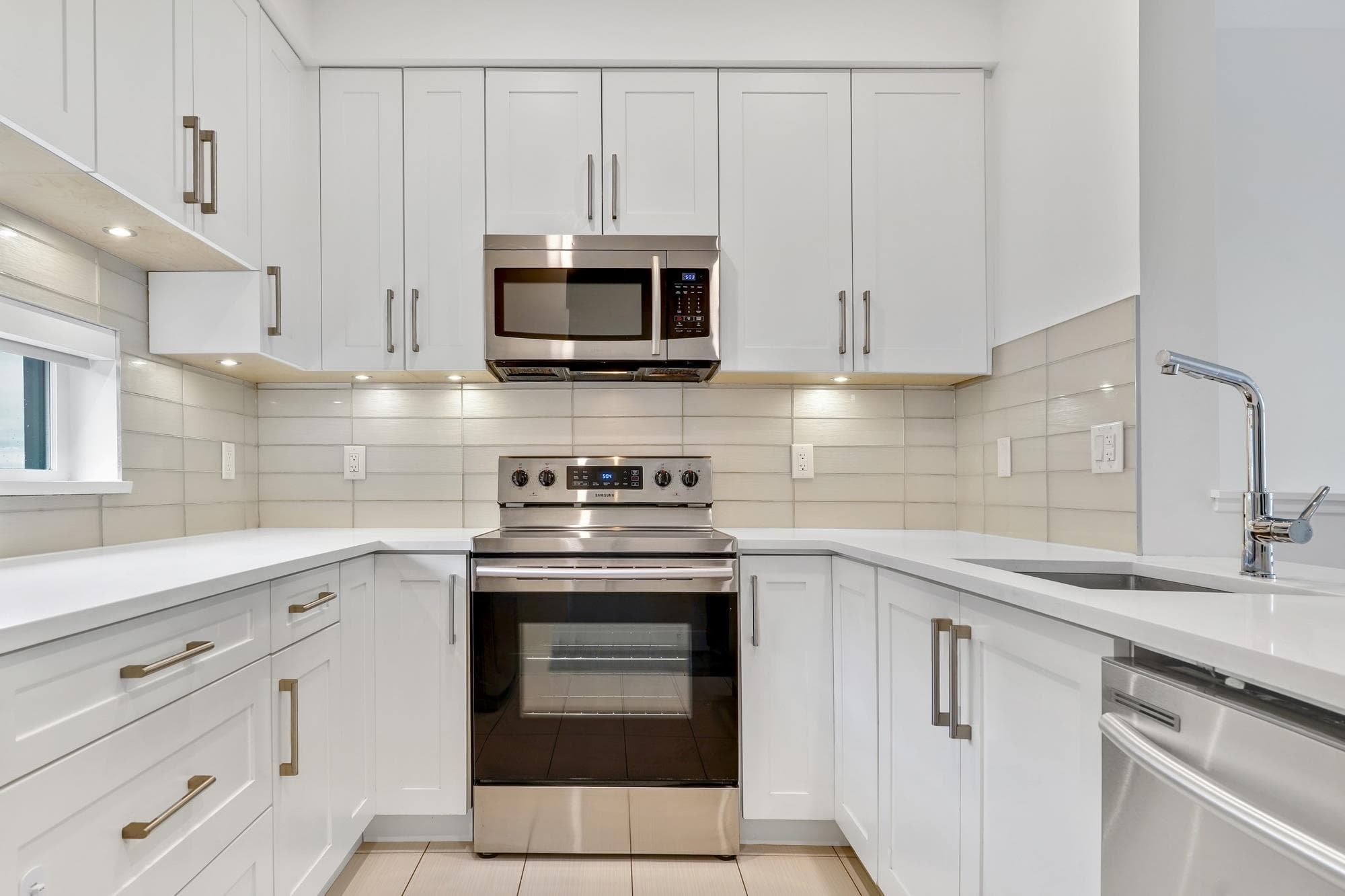 510 - 218 Carnarvon Street, New Westminster, V3L 1B8 — photo 3