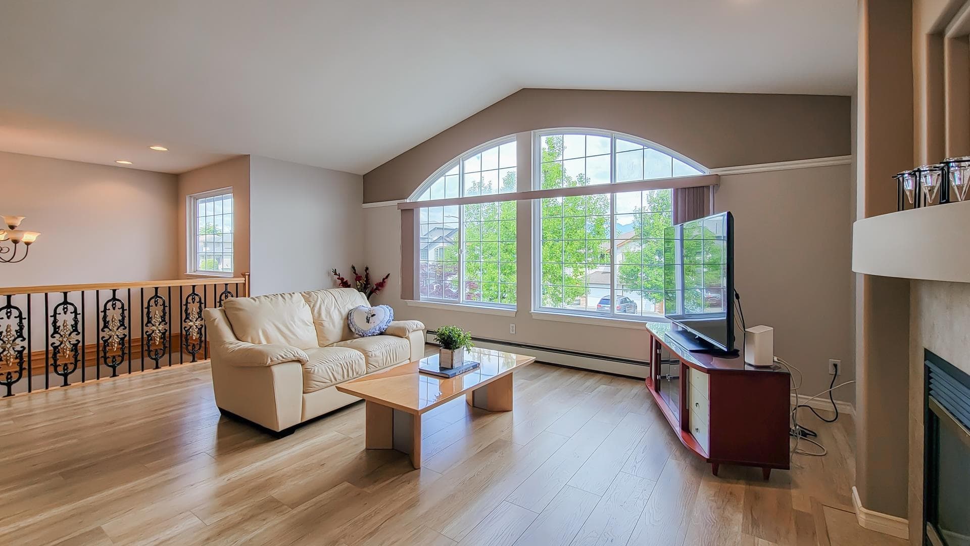 22084 Isaac Crescent, Maple Ridge, V2X 0W1 — photo 5