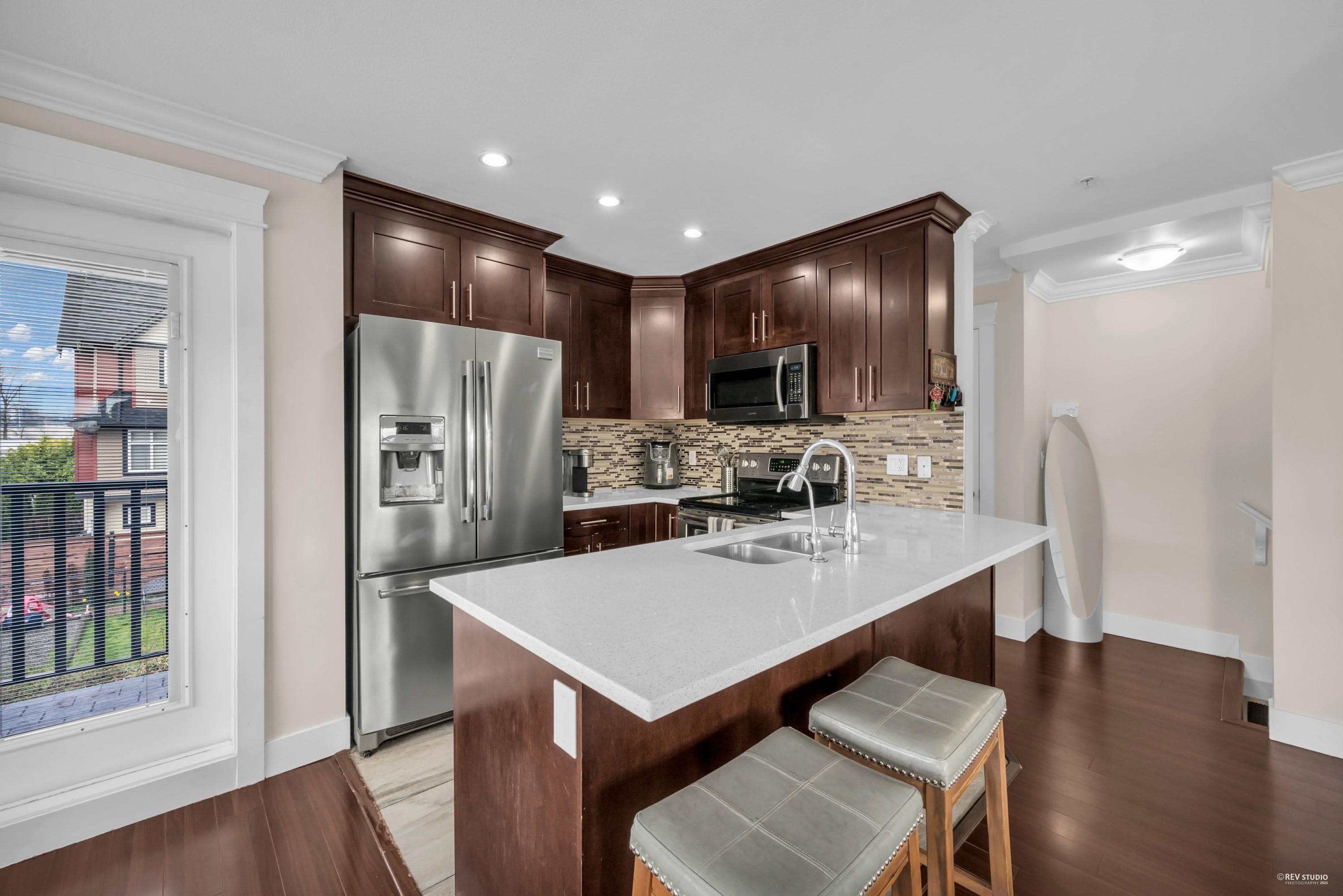 1 - 305 Jardine Street, New Westminster, V3M 5M6 — photo 5