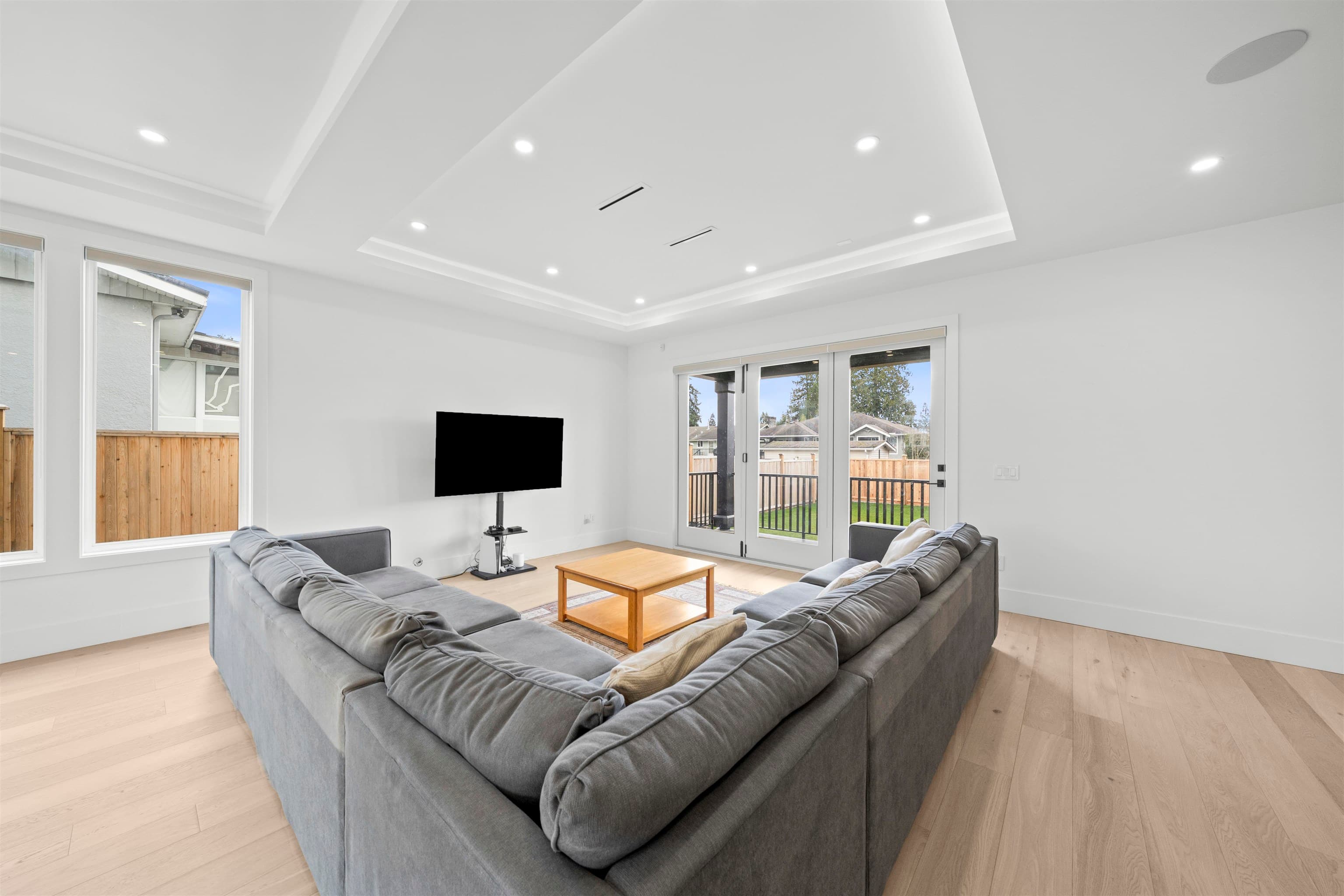 1054 Smith Avenue, Coquitlam, V3J 2X8 — photo 5
