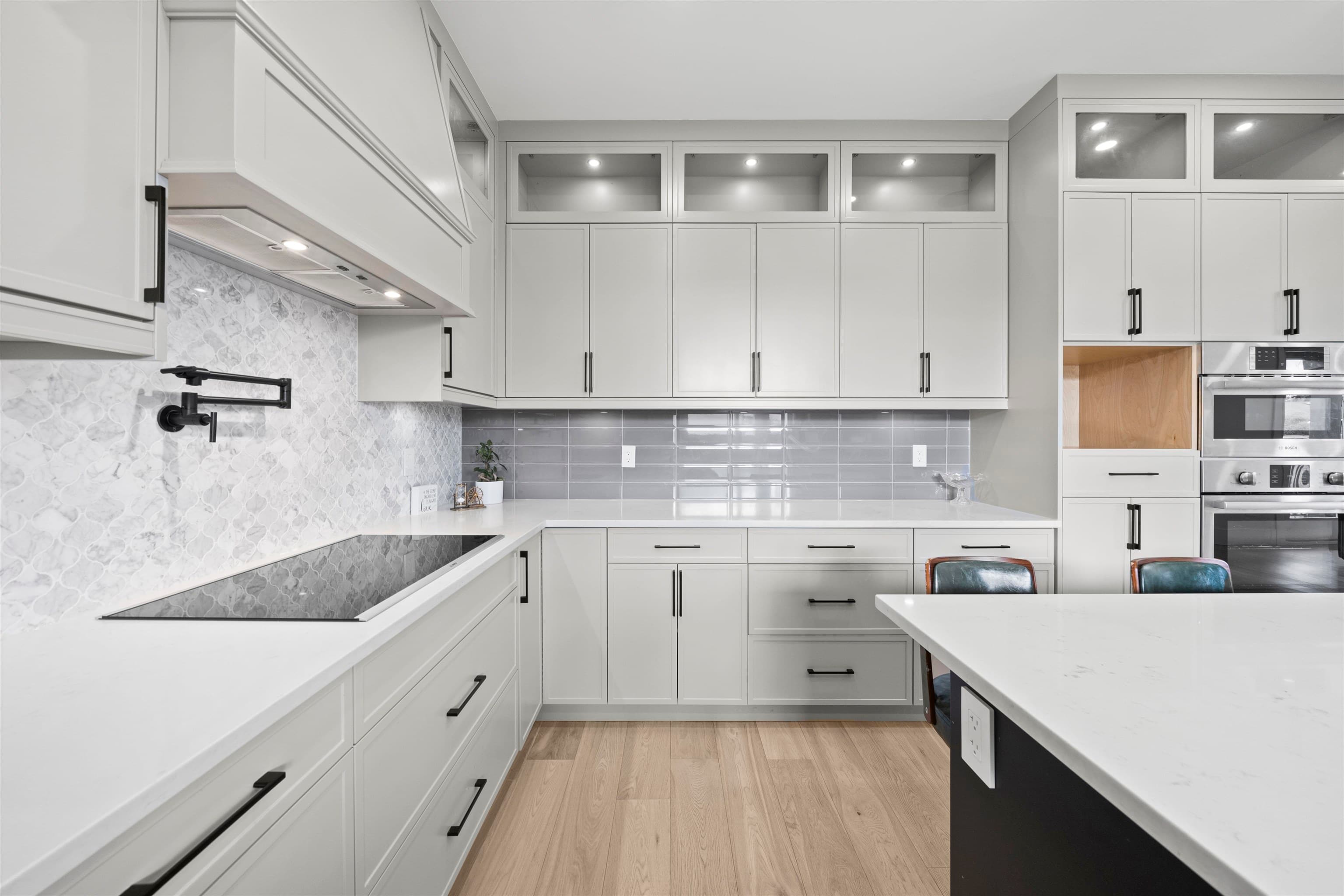 1054 Smith Avenue, Coquitlam, V3J 2X8 — photo 4