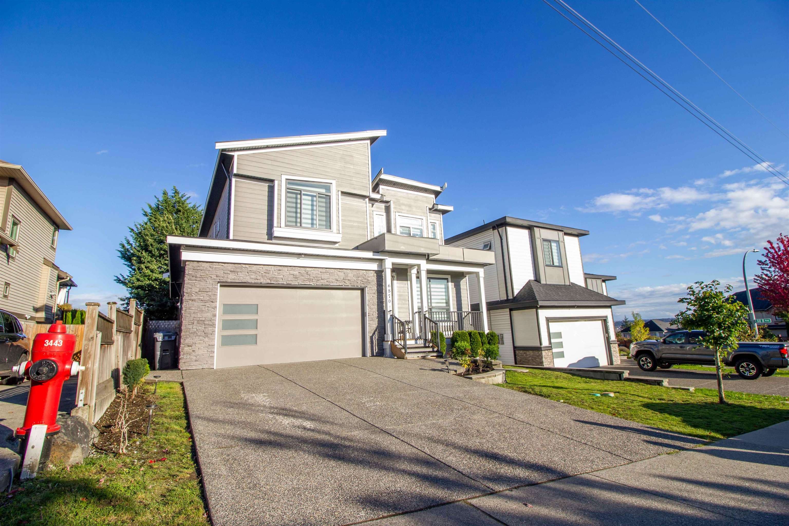 6870 197b Street, Langley, V2Y 3H4 — photo 1