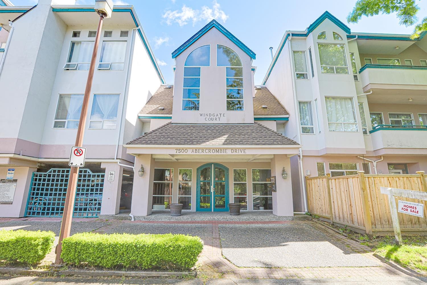 303 - 7500 Abercrombie Drive, Richmond, V6Y 3J9 — photo 2