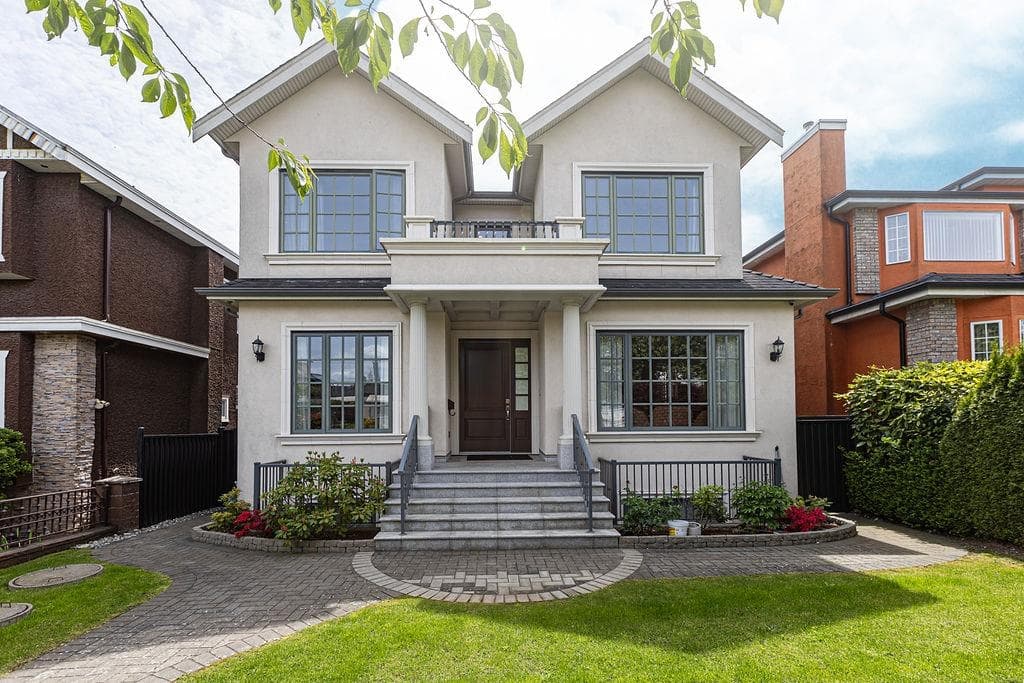 742 W 64th Avenue, Vancouver