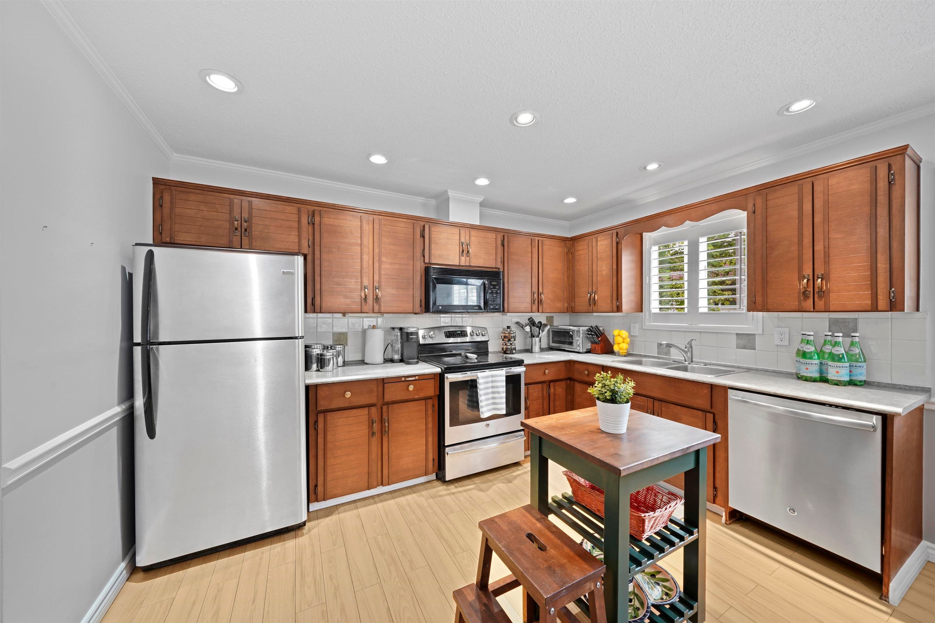 1271 Bluff Drive, Coquitlam, V3E 1R1 — photo 4