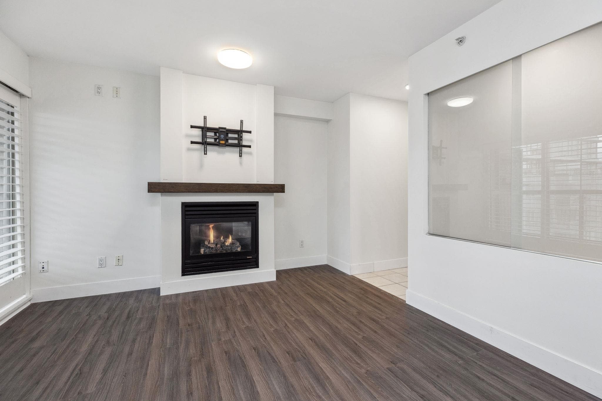 2002 - 989 Richards Street, Vancouver, V6B 6R6 — photo 3