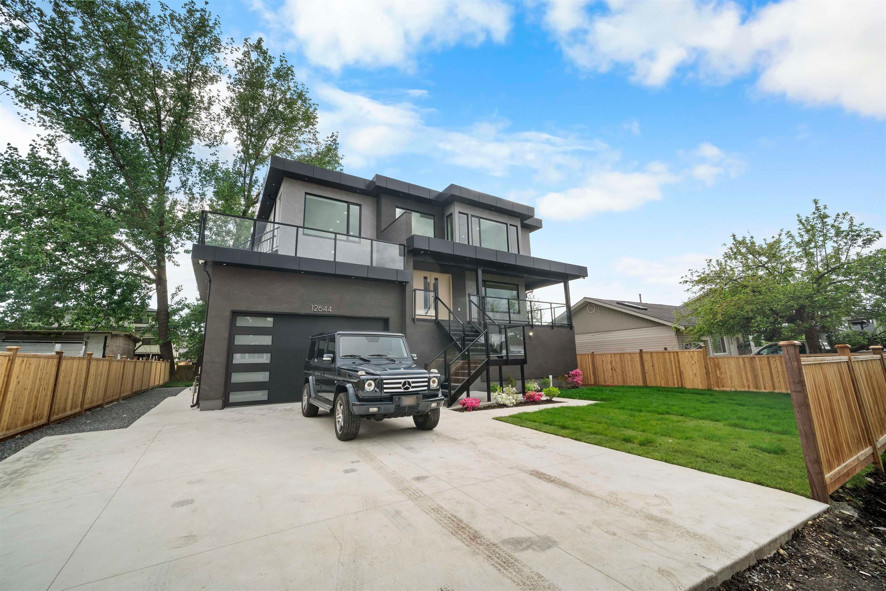 12644 113b Avenue, Surrey, V3V 3M9 — photo 2