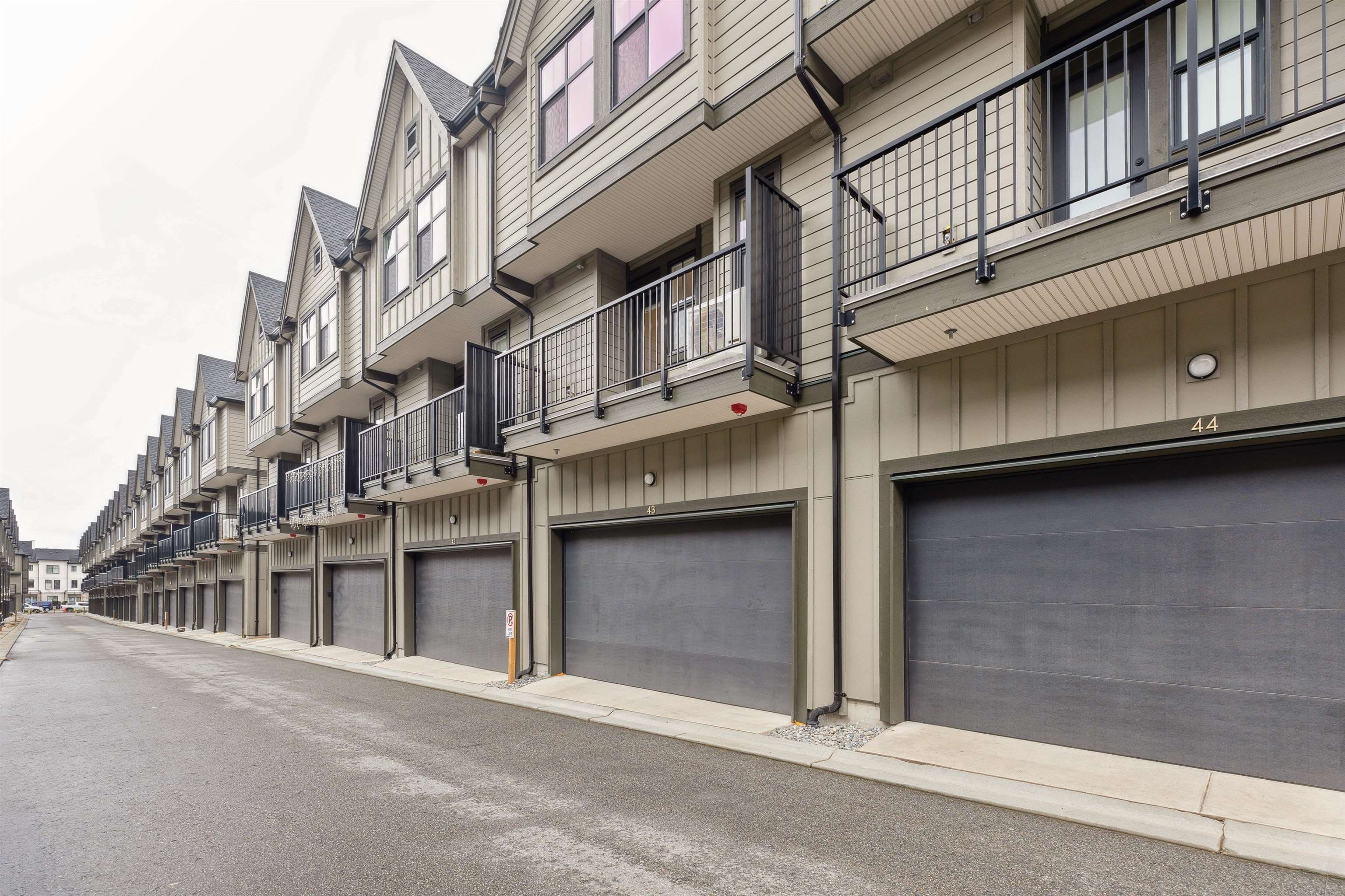 43 - 2350 165 Street, Surrey, V3Z 1J9 — photo 3