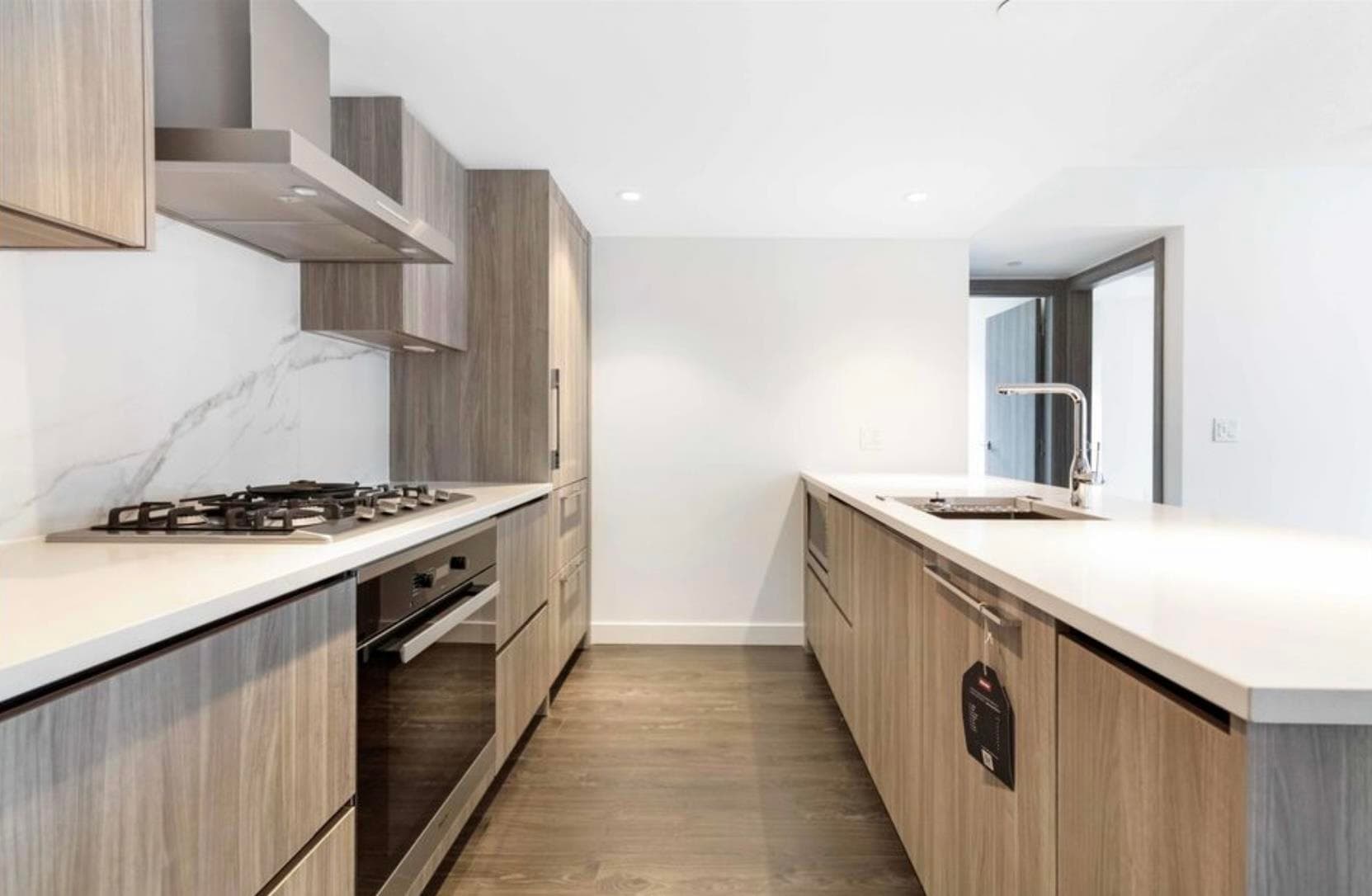 802 - 8555 Capstan Way, Richmond, V6X 0W1 — photo 3