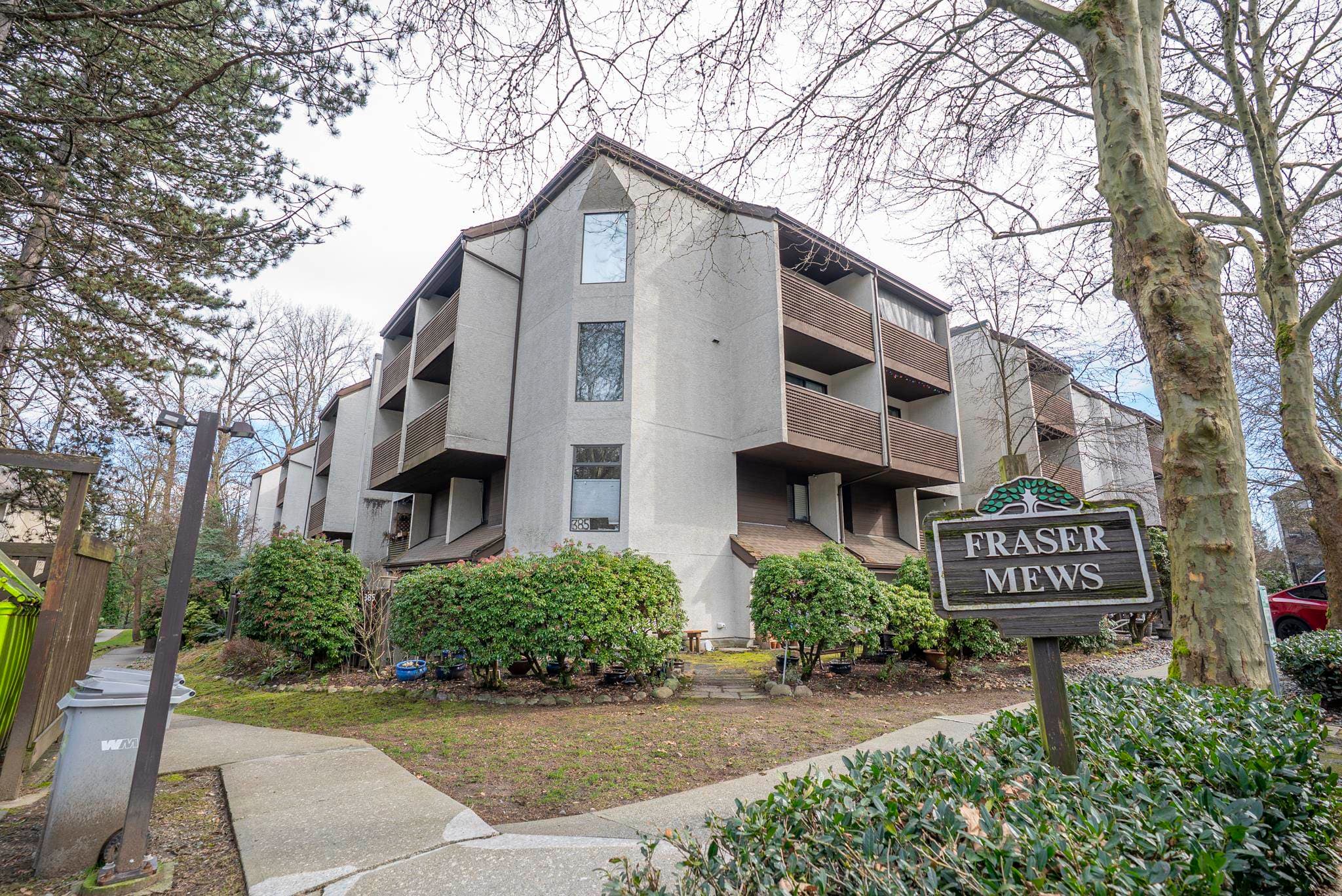 309 - 385 Ginger Drive, New Westminster, V3L 5L6 — photo 2