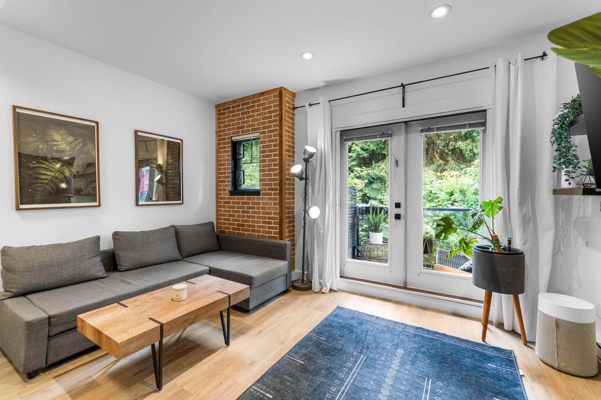 121 - 3382 Viewmount Drive, Port Moody, V3H 2M1 — photo 2