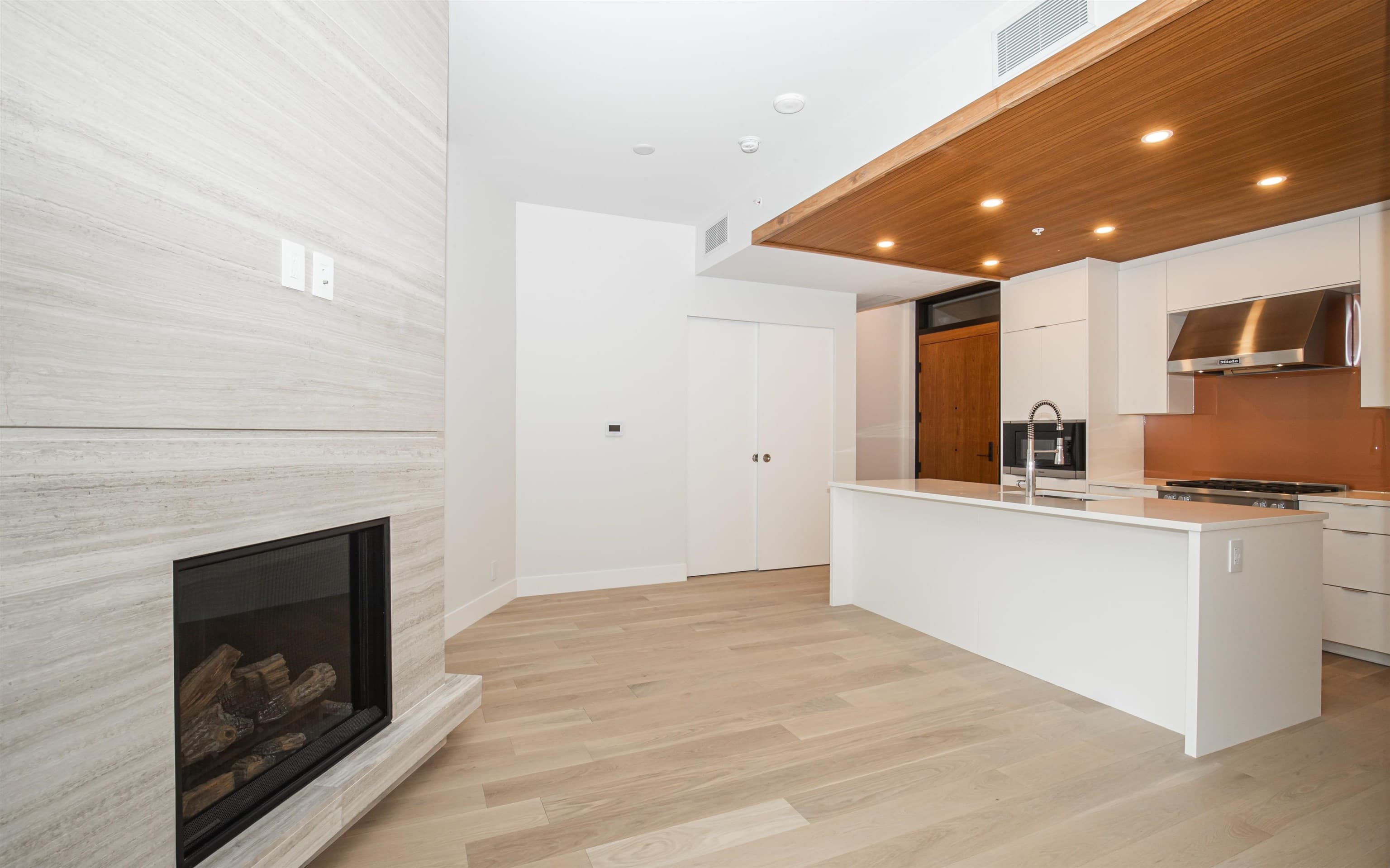 402 - 6699 Nelson Avenue, West Vancouver, V7W 2B2 — photo 4