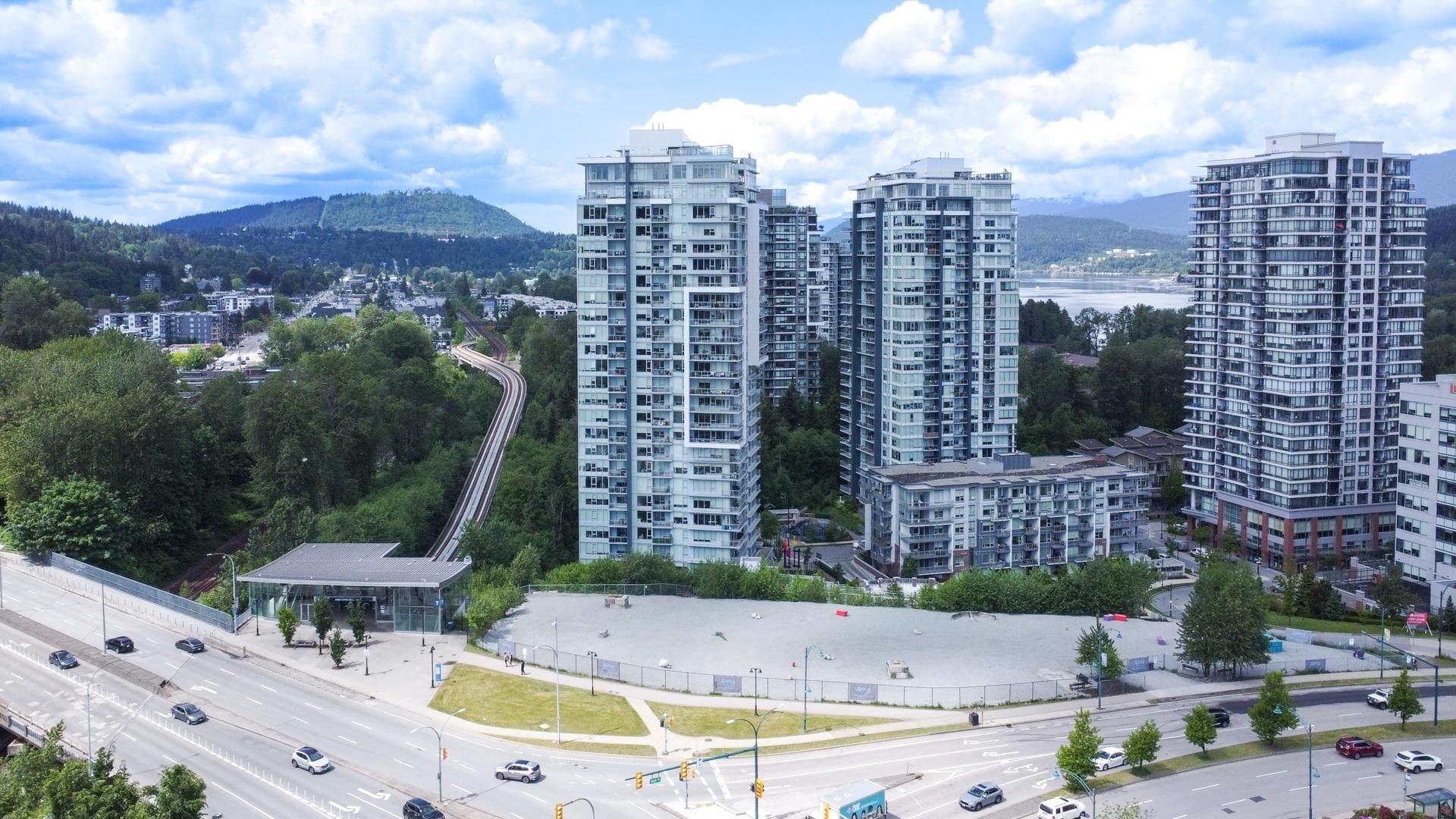 1004 - 308 Morrissey Road, Port Moody, V3H 0M2 — photo 2