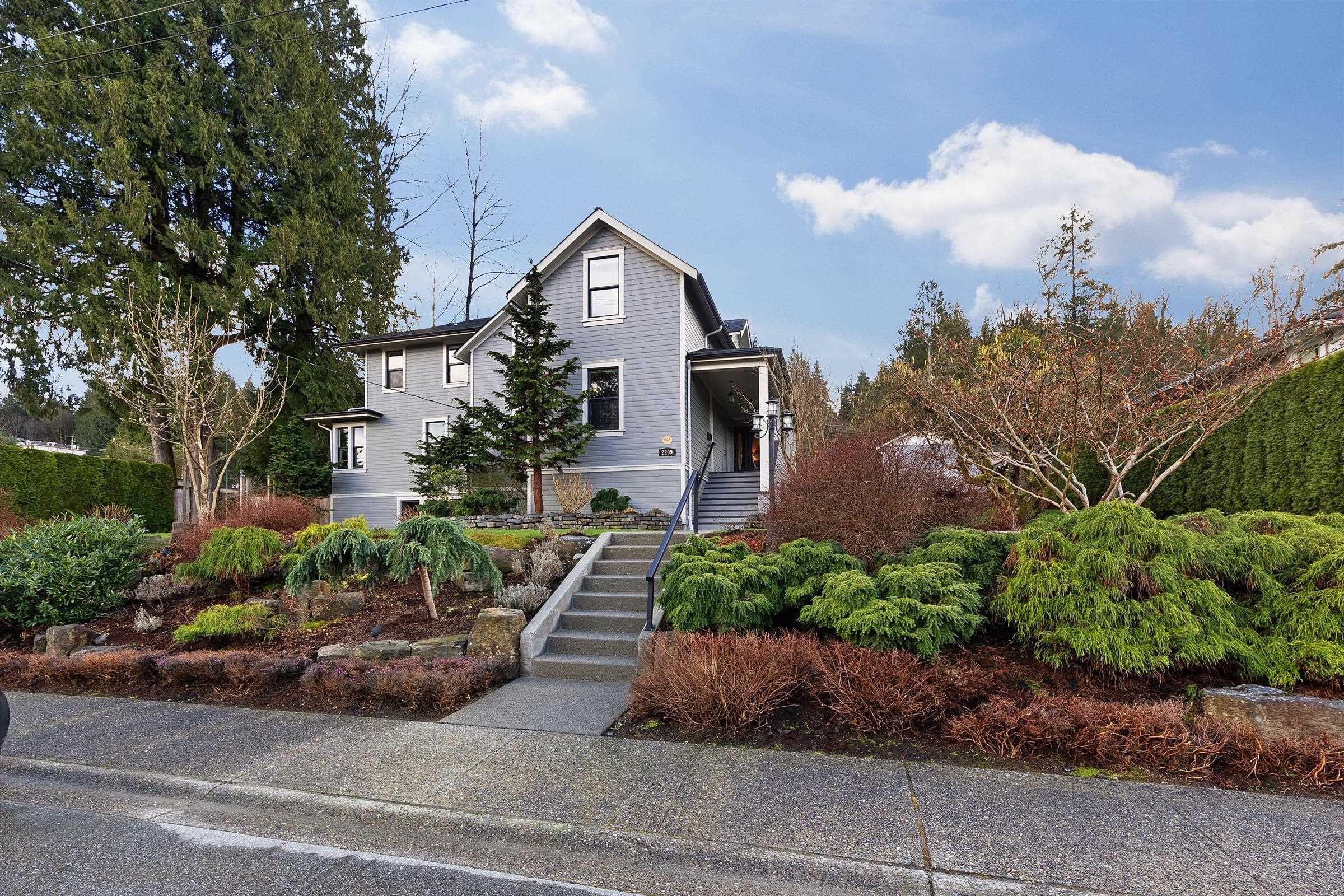 2209 St. George Street, Port Moody