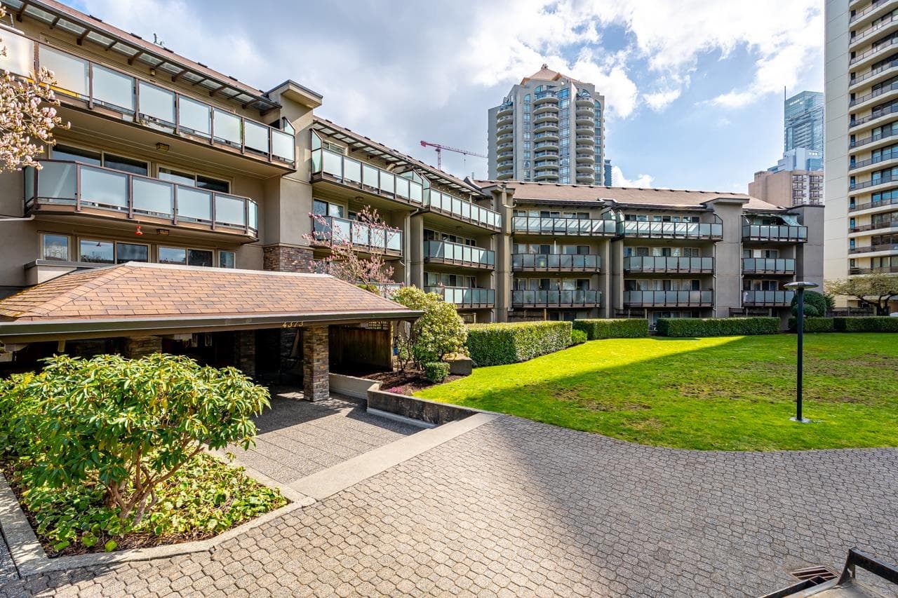 102 - 4373 Halifax Street, Burnaby, V5C 5Z2 — photo 1