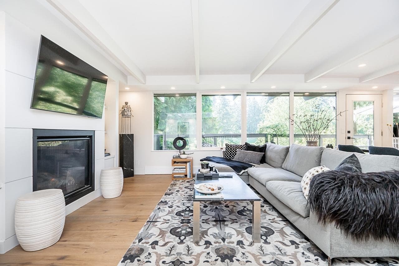 6070 Marine Drive, West Vancouver, V7W 2S3 — photo 2