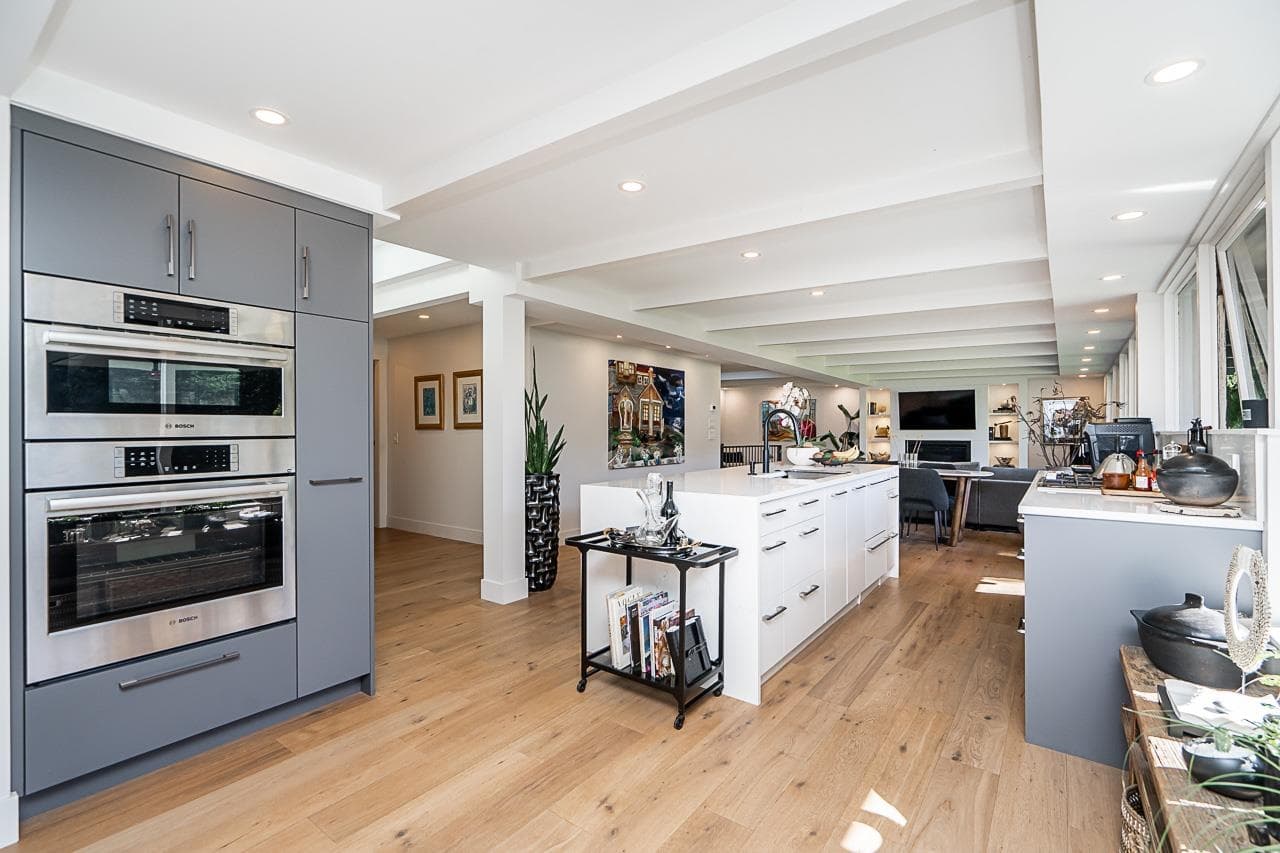 6070 Marine Drive, West Vancouver, V7W 2S3 — photo 4