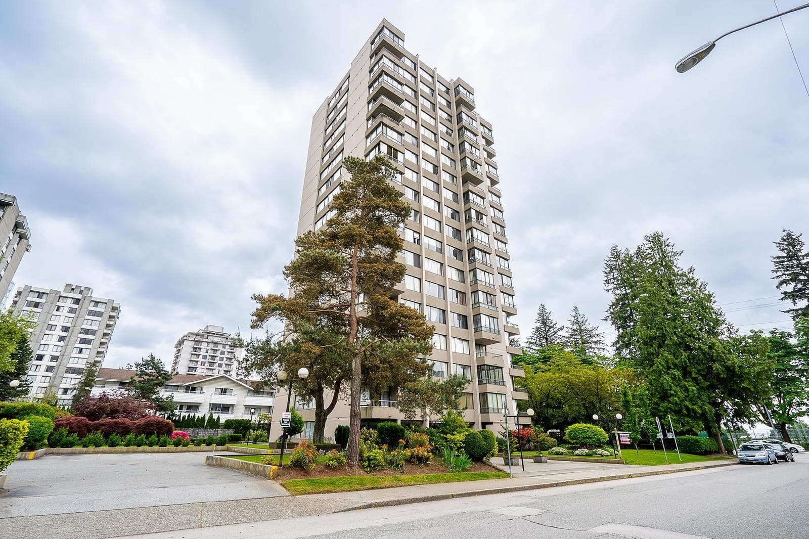102 - 740 Hamilton Street, New Westminster, V3M 5T7 — photo 1