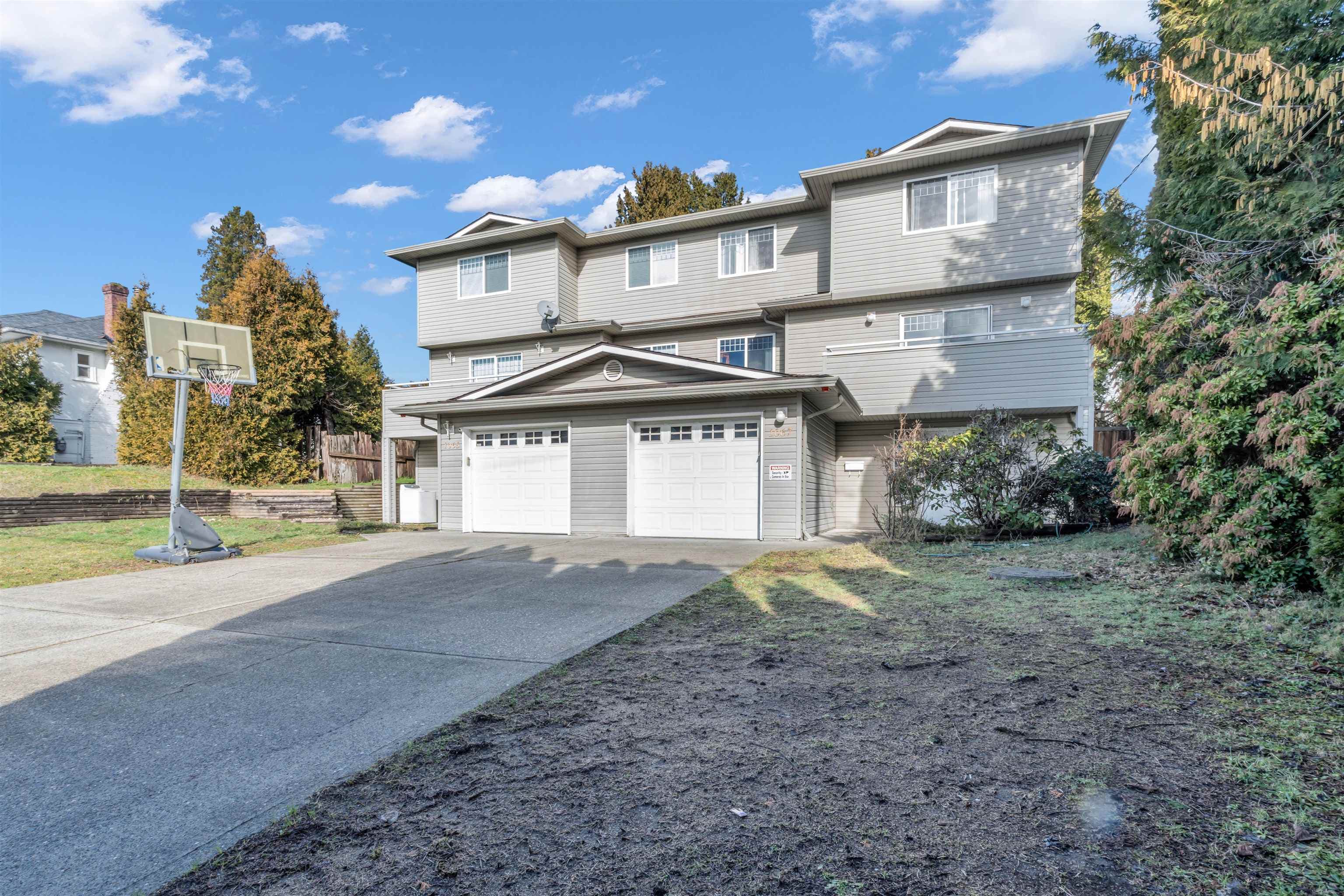 1067 Dansey Avenue, Coquitlam