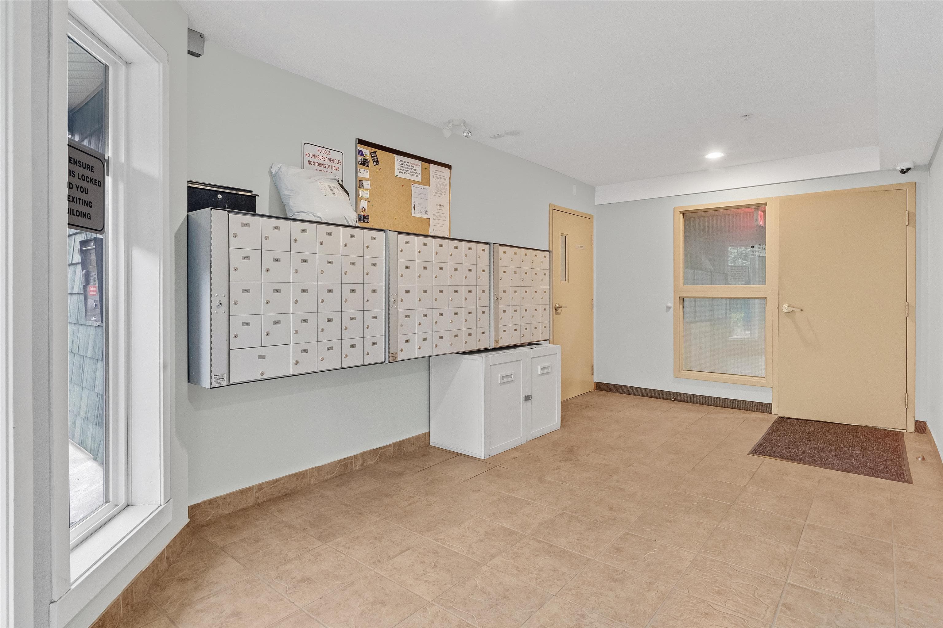 208 - 33960 Old Yale Road, Abbotsford, V2S 5K8 — photo 2