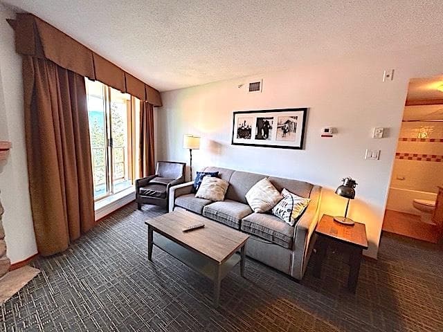 633 - 4315 Northlands Boulevard, Whistler, V8E 1C1 — photo 2