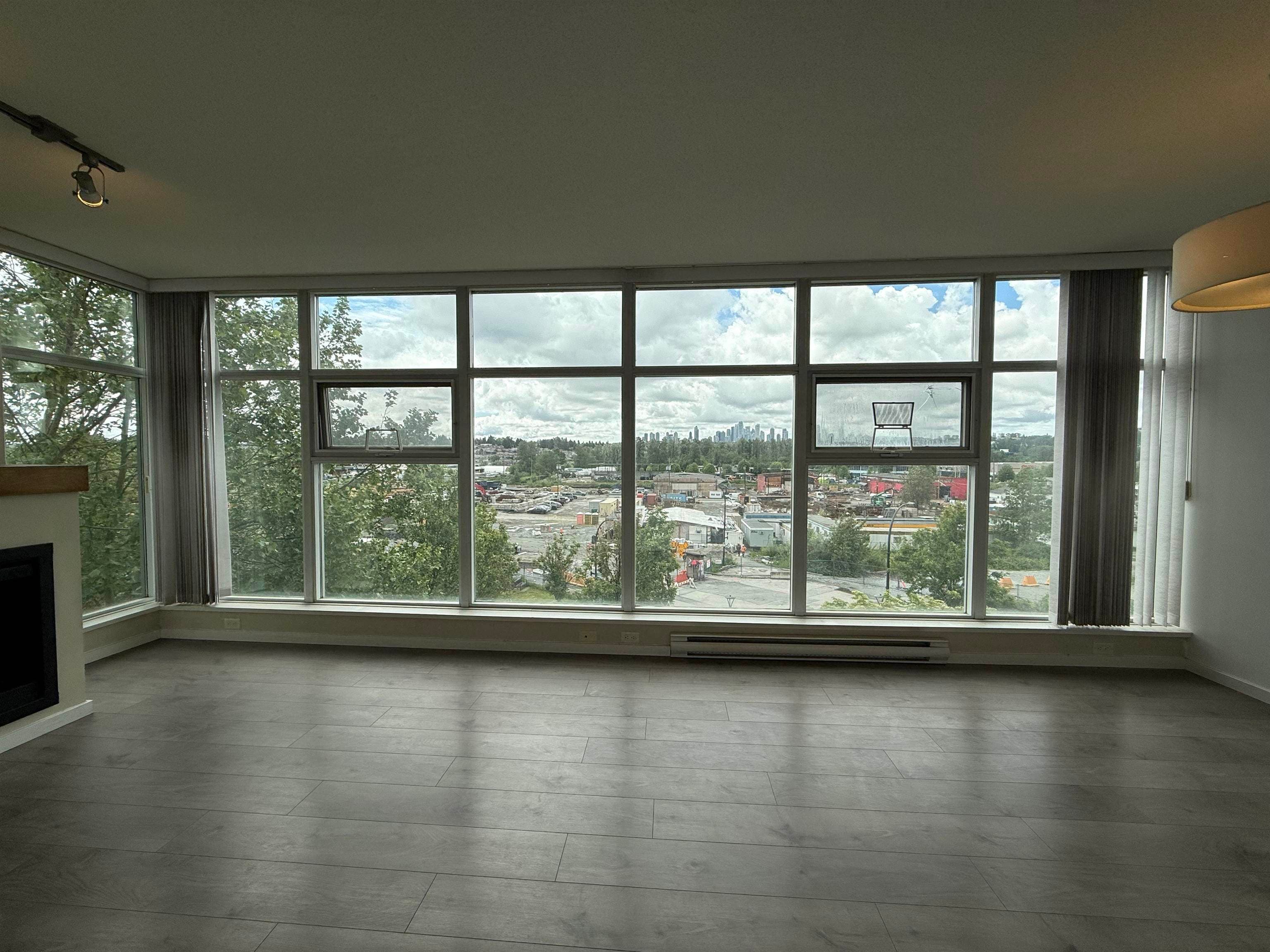 506 - 2289 Yukon Crescent, Burnaby, V5C 0B2 — photo 2