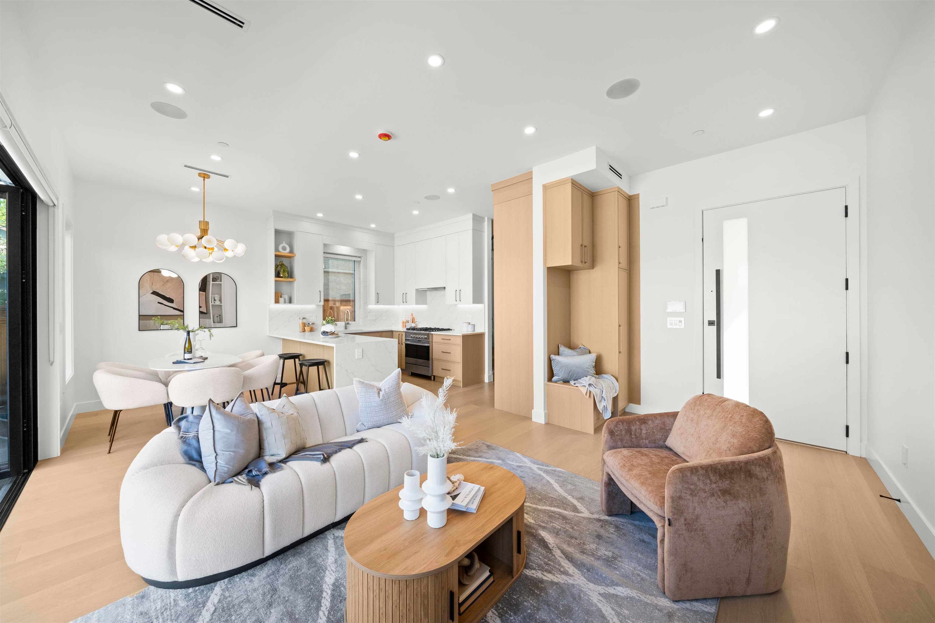 2 - 6461 E Prince Edward Street, Vancouver, V3W 0Y3 — photo 1