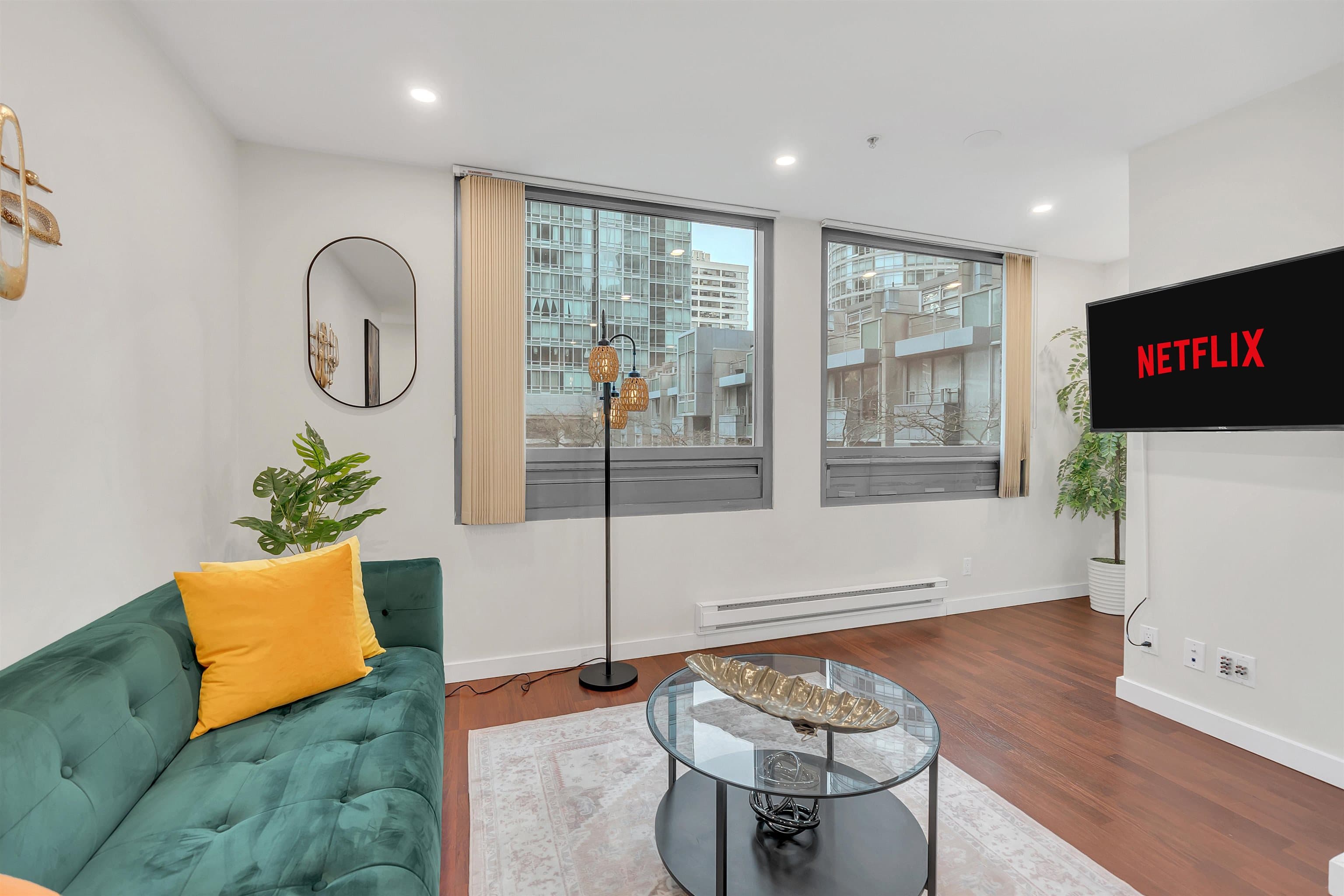 304 - 1288 W Georgia Street, Vancouver, V6E 4R3 — photo 2