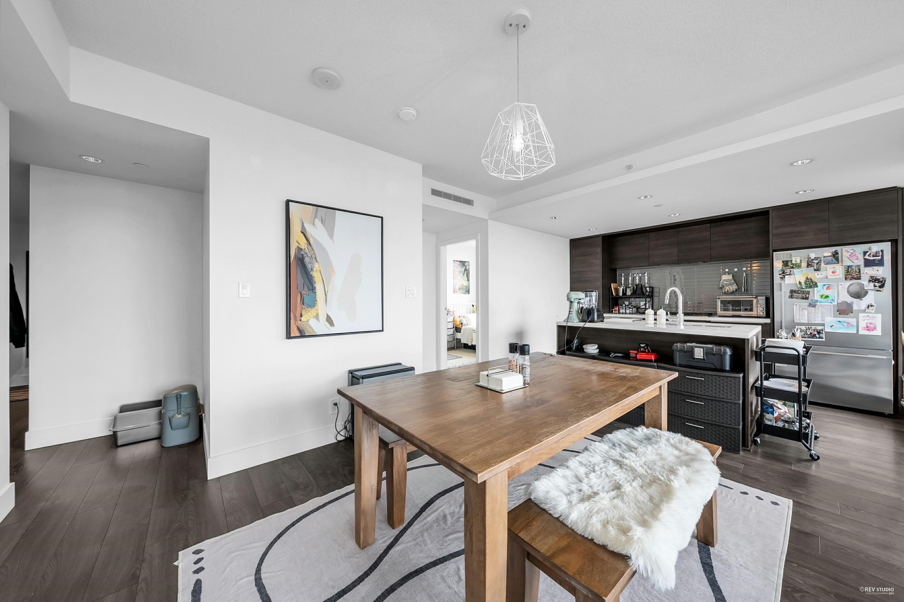 2104 - 1550 Fern Street, North Vancouver, V7J 0A9 — photo 5
