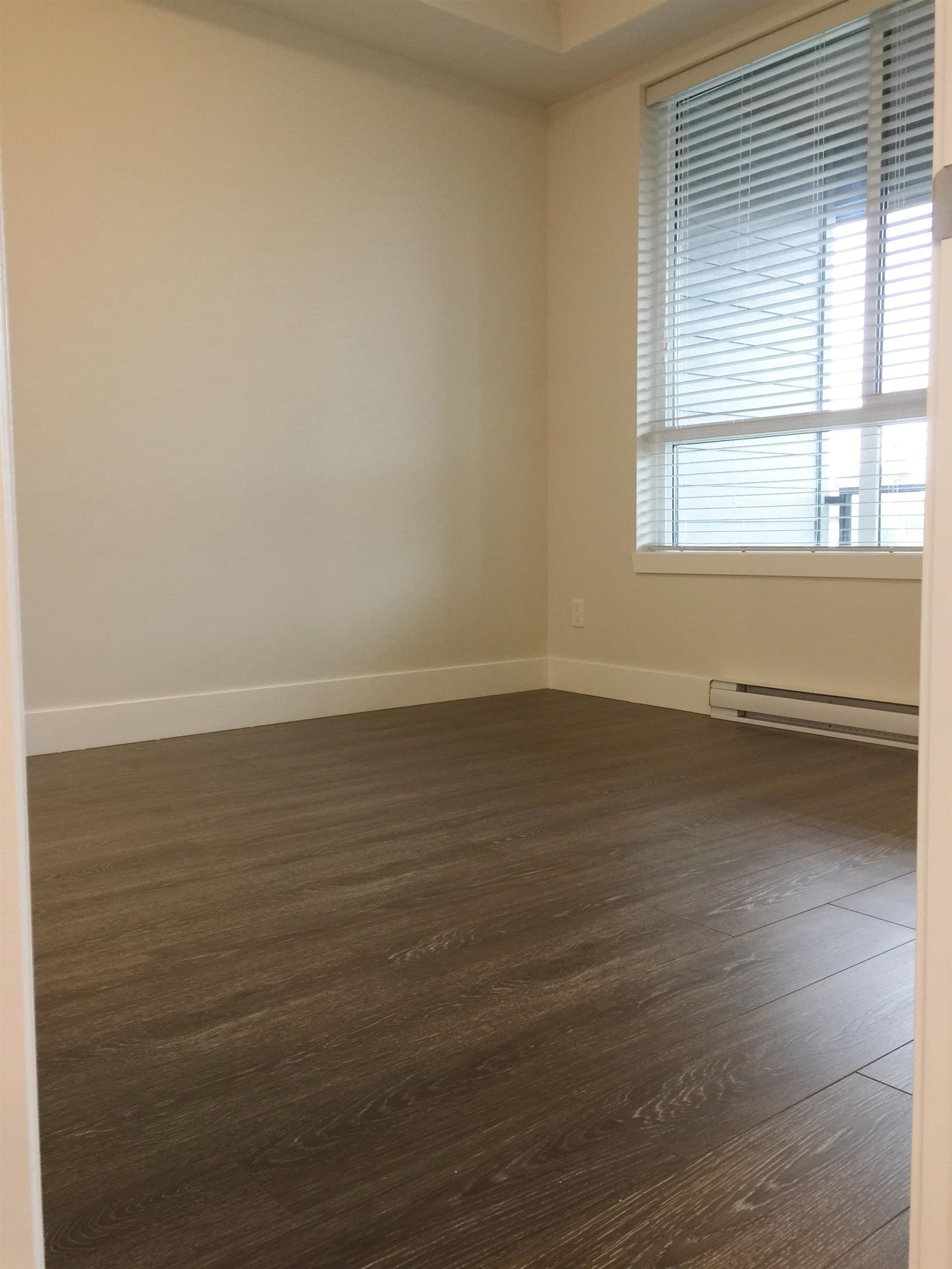 418 - 15351 101 Avenue, Surrey, V3R 0G2 — photo 4