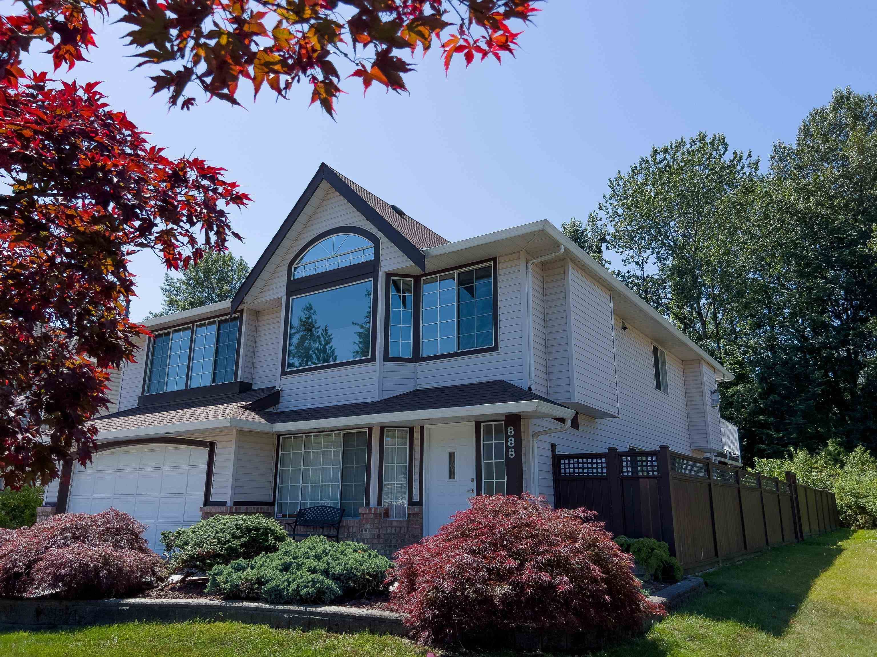 888 Herrmann Street, Coquitlam