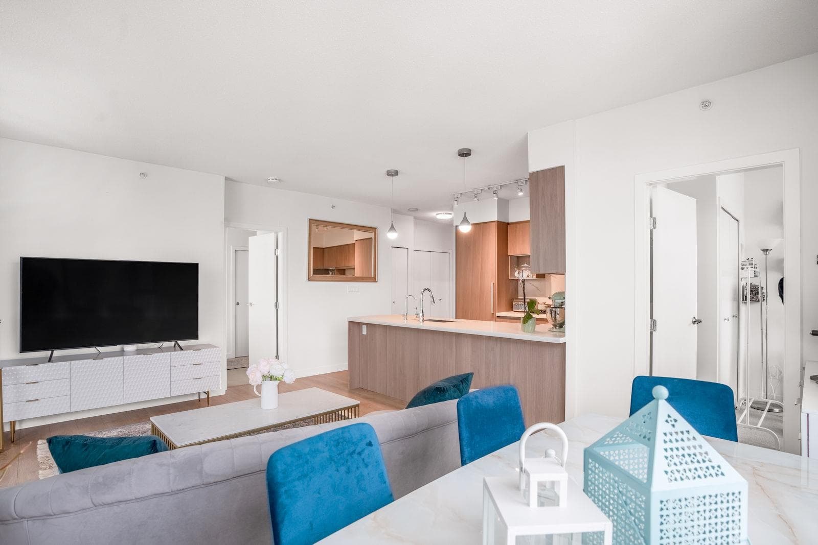 3207 - 6588 Nelson Avenue, Burnaby, V5H 0E8 — photo 4