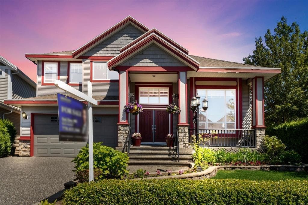 19785 72a Avenue, Langley, V2Y 3H7 — photo 2