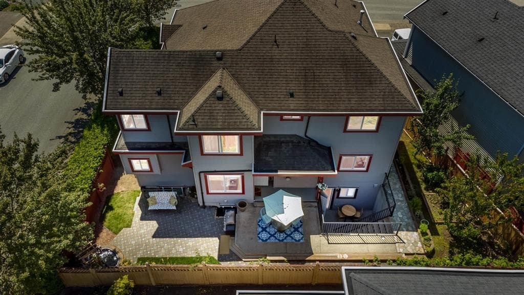 19785 72a Avenue, Langley, V2Y 3H7 — photo 3
